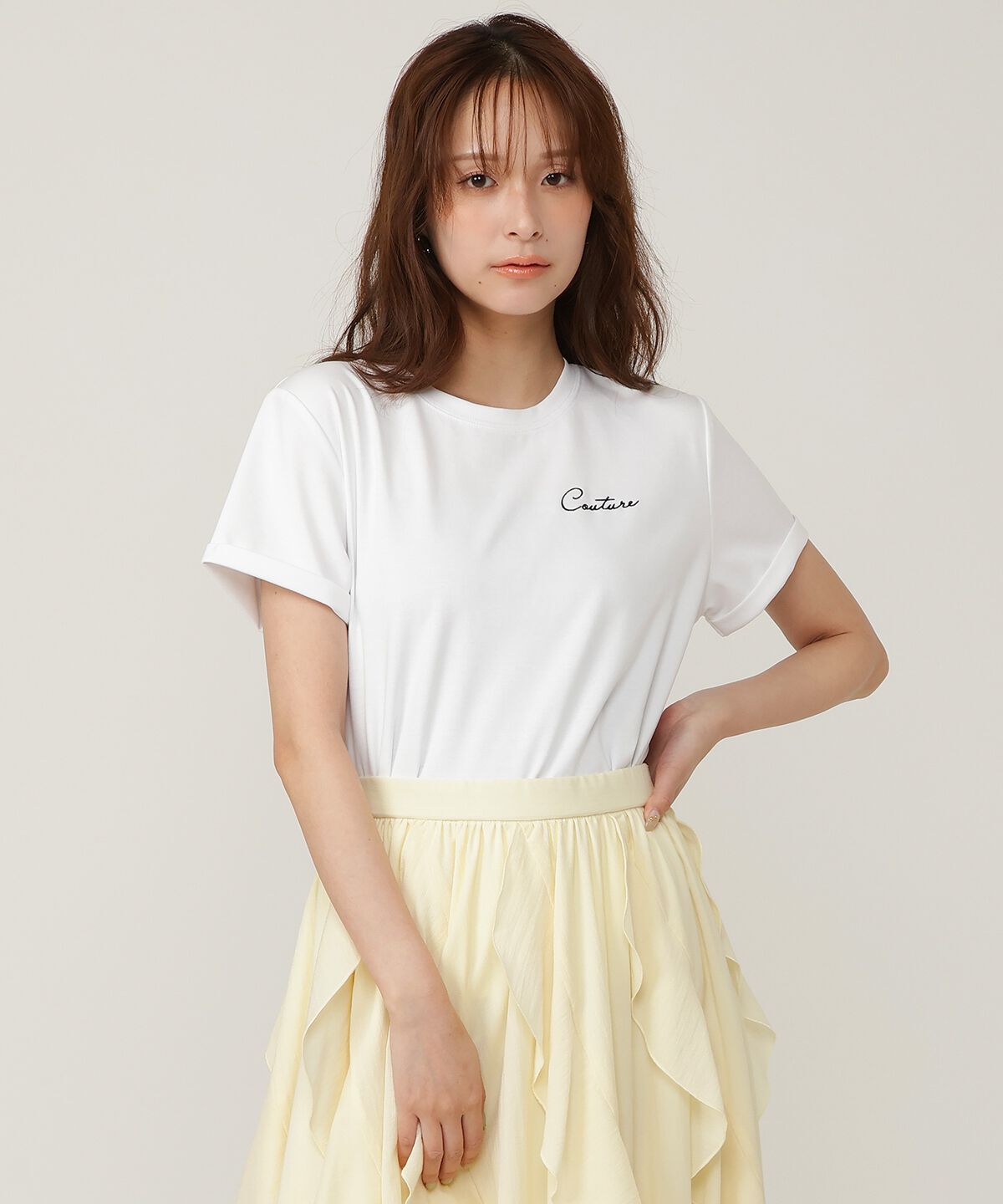 アンドクチュール「ワンポイント刺繍Tシャツ」|Tシャツ・カットソー|オフ