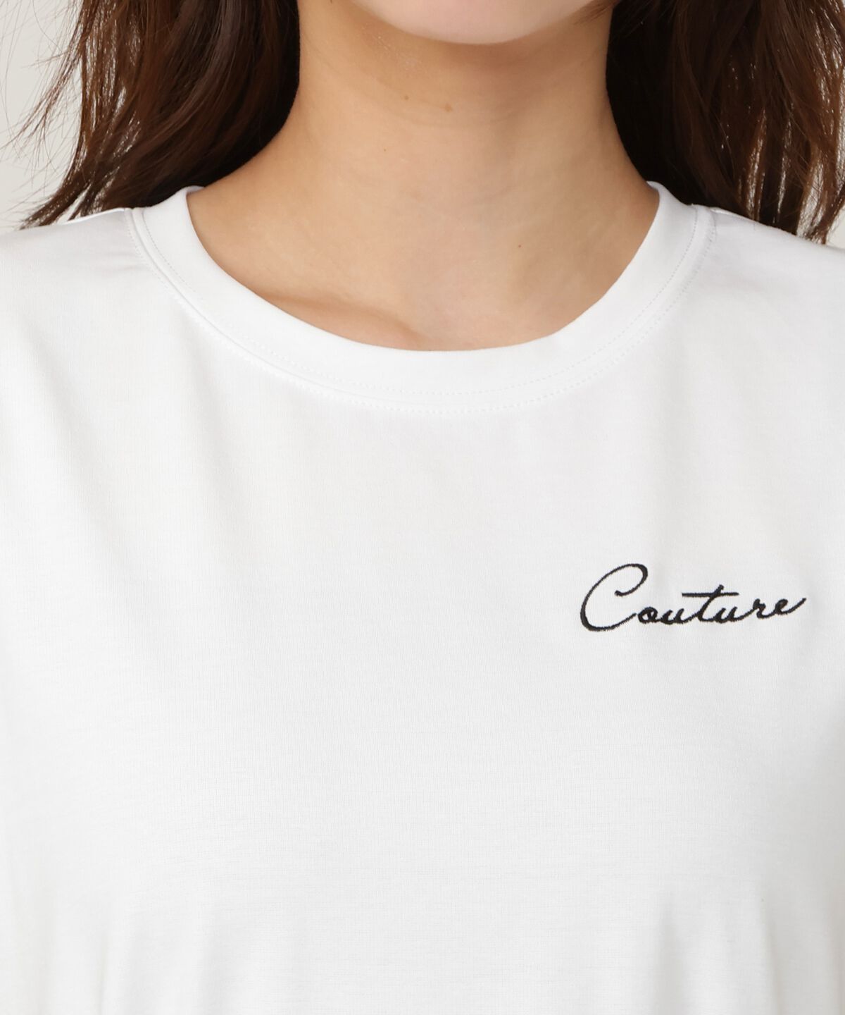 アンドクチュール「ワンポイント刺繍Tシャツ」|Tシャツ・カットソー|