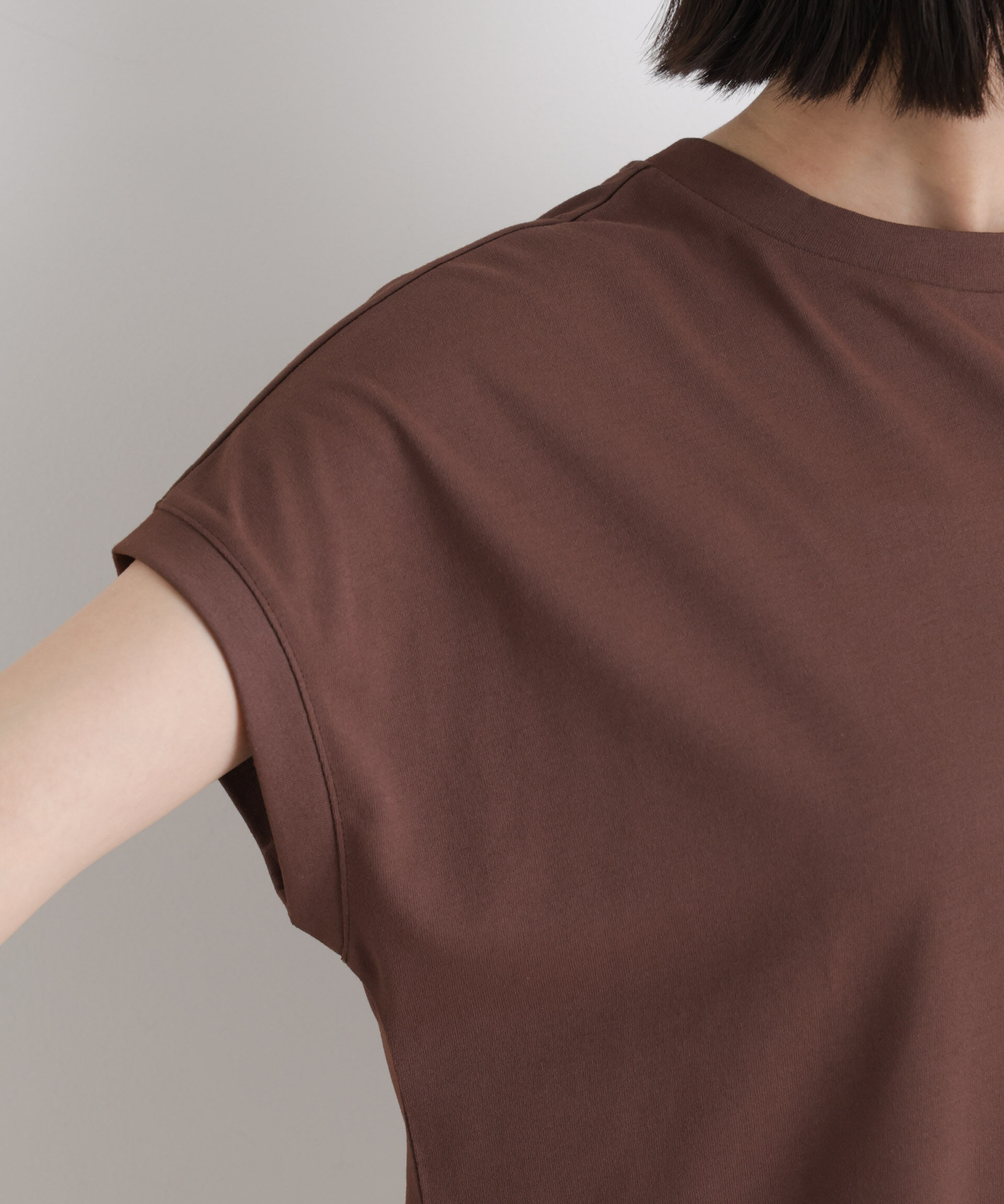 NANO universe「汗隠糸加工&多彩機能カットソー素材 ドルマンフレンチトップス」|Tシャツ・カットソー|
