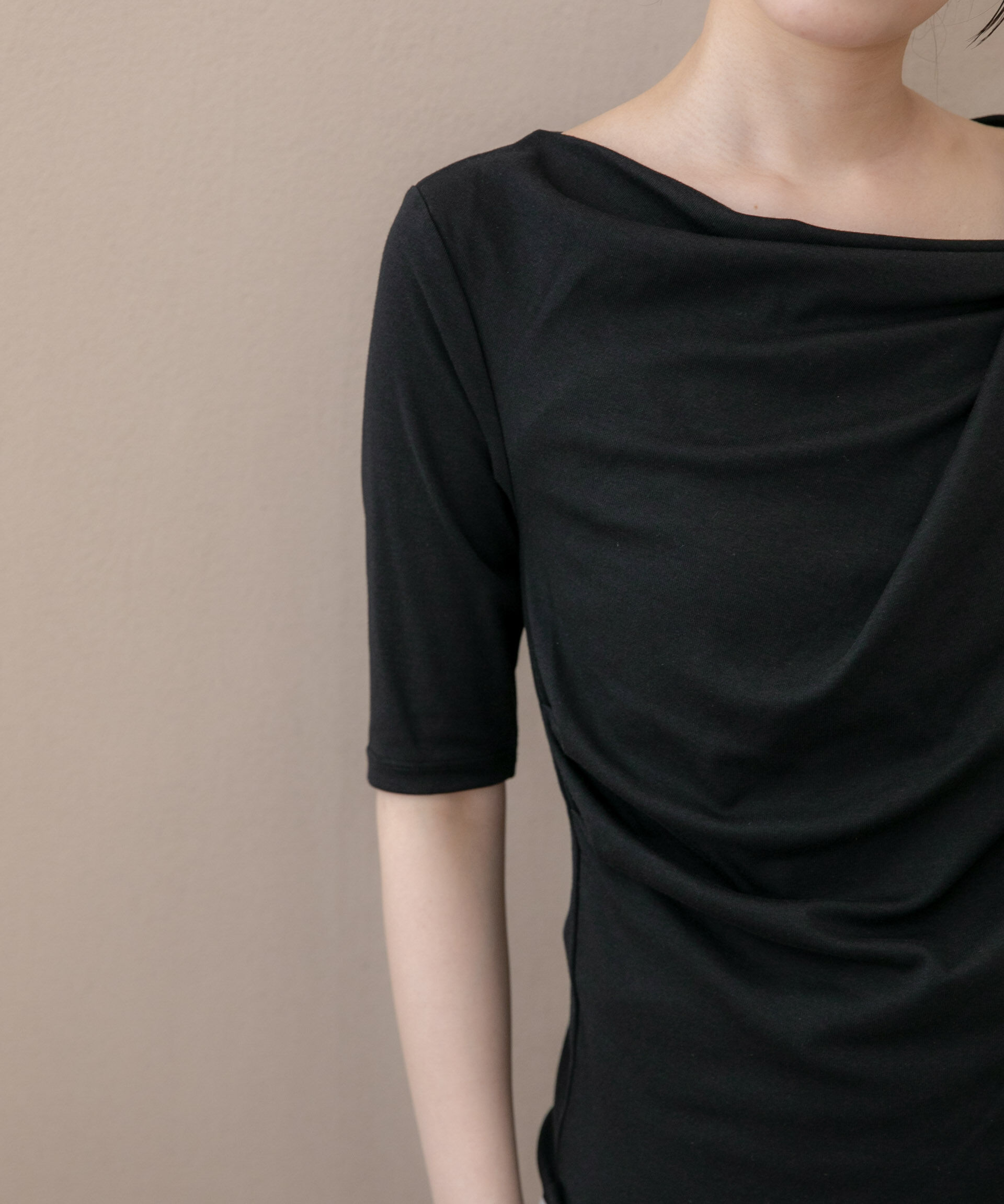 NANO universe「WEB限定/タックアシメフライスカットデザイントップス」|Tシャツ・カットソー|
