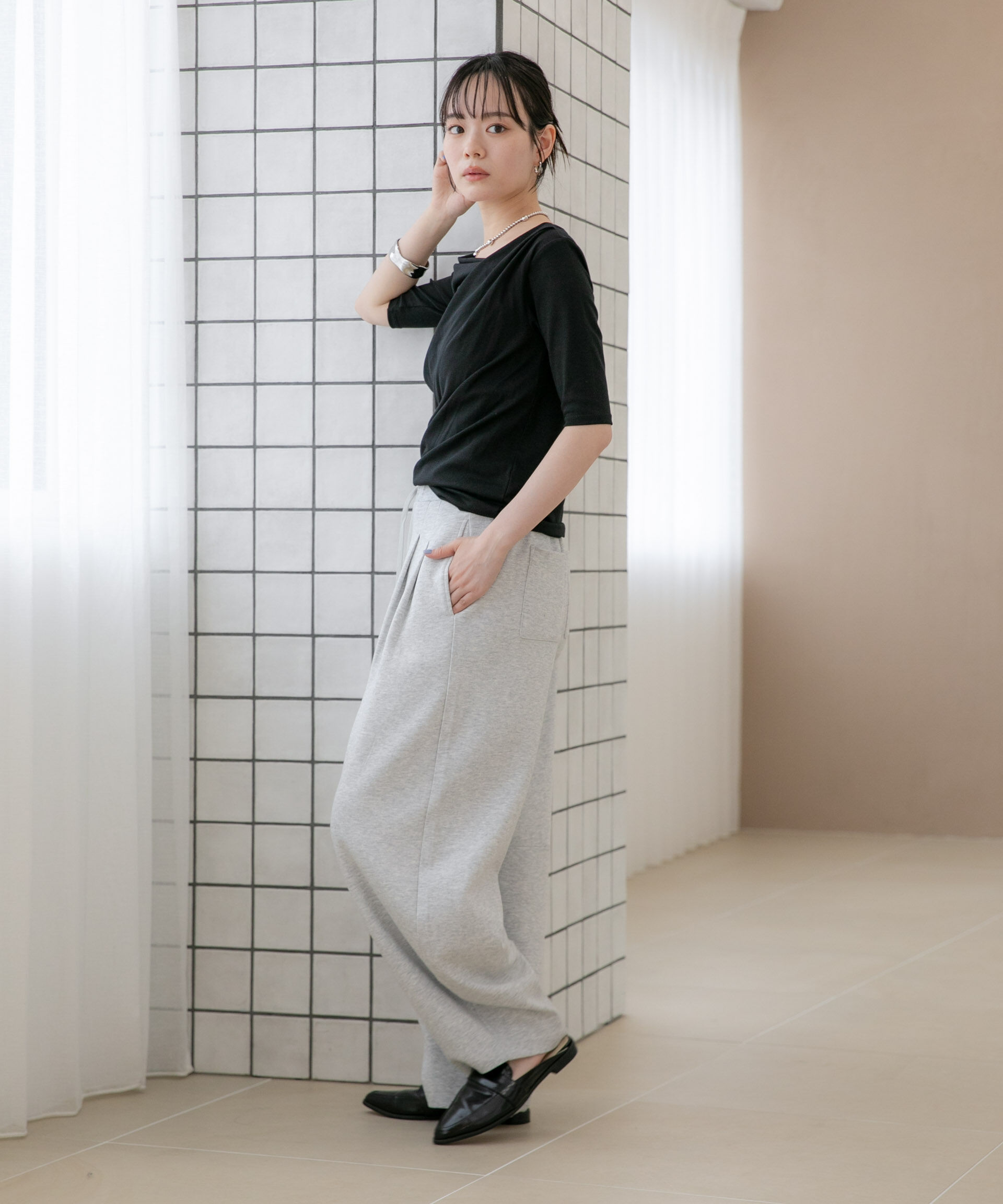 NANO universe「WEB限定/タックアシメフライスカットデザイントップス」|Tシャツ・カットソー|