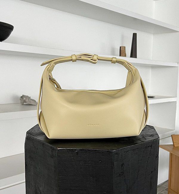  「【人気のため再入荷/軽量/大容量】ロールハンドルバッグ」|トートバッグ|