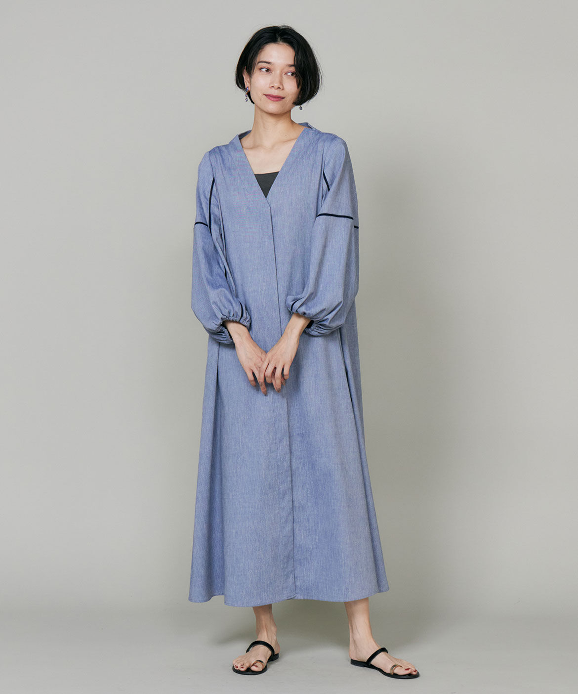 INED「Vネックシャンブレーワンピース」|ワンピース|