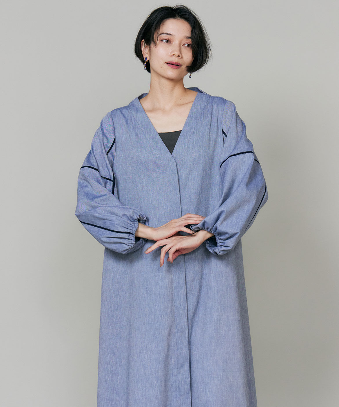 INED「Vネックシャンブレーワンピース」|ワンピース|