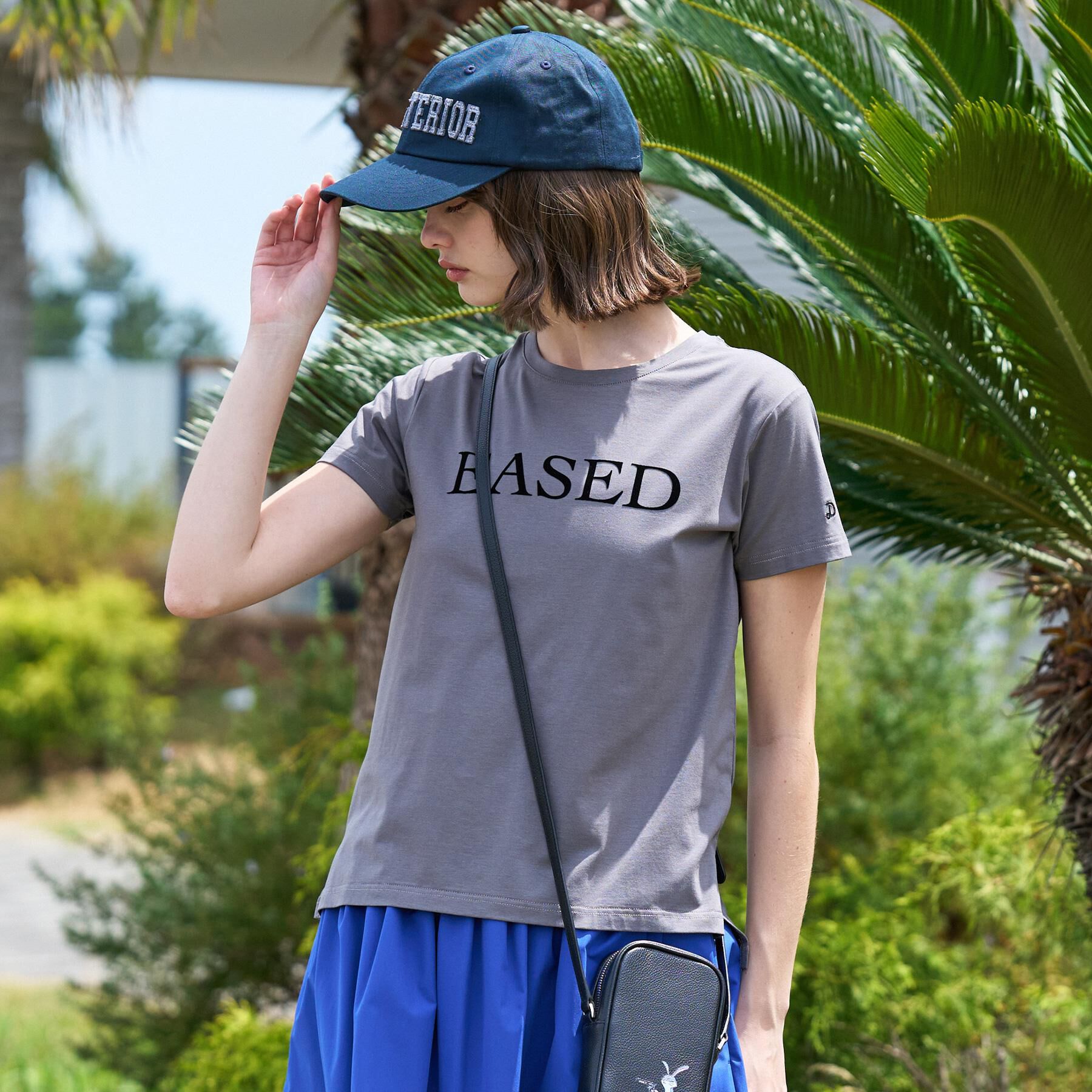 DRESSTERIOR「【立体ロゴ】フロッキーロゴプリントTシャツ」|Tシャツ・カットソー|
