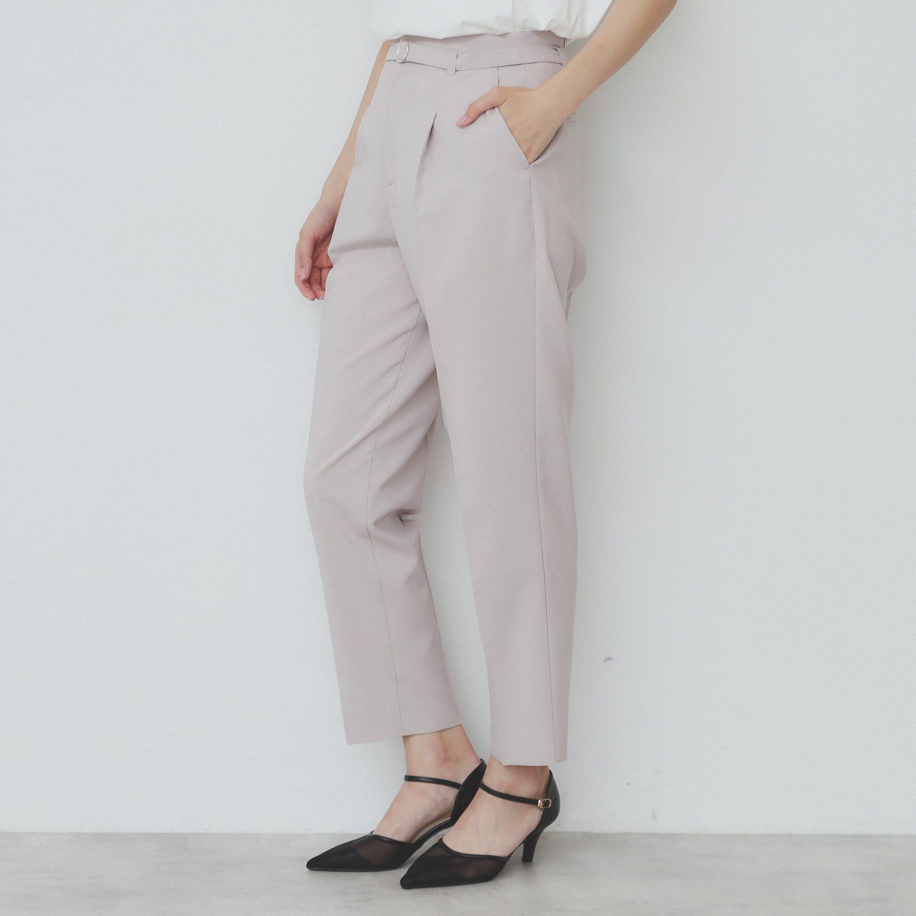 index「ベルト付きストレッチテーパードパンツ／セットアップ可【洗濯機洗い可／吸水速乾／接触冷感】」|その他|
