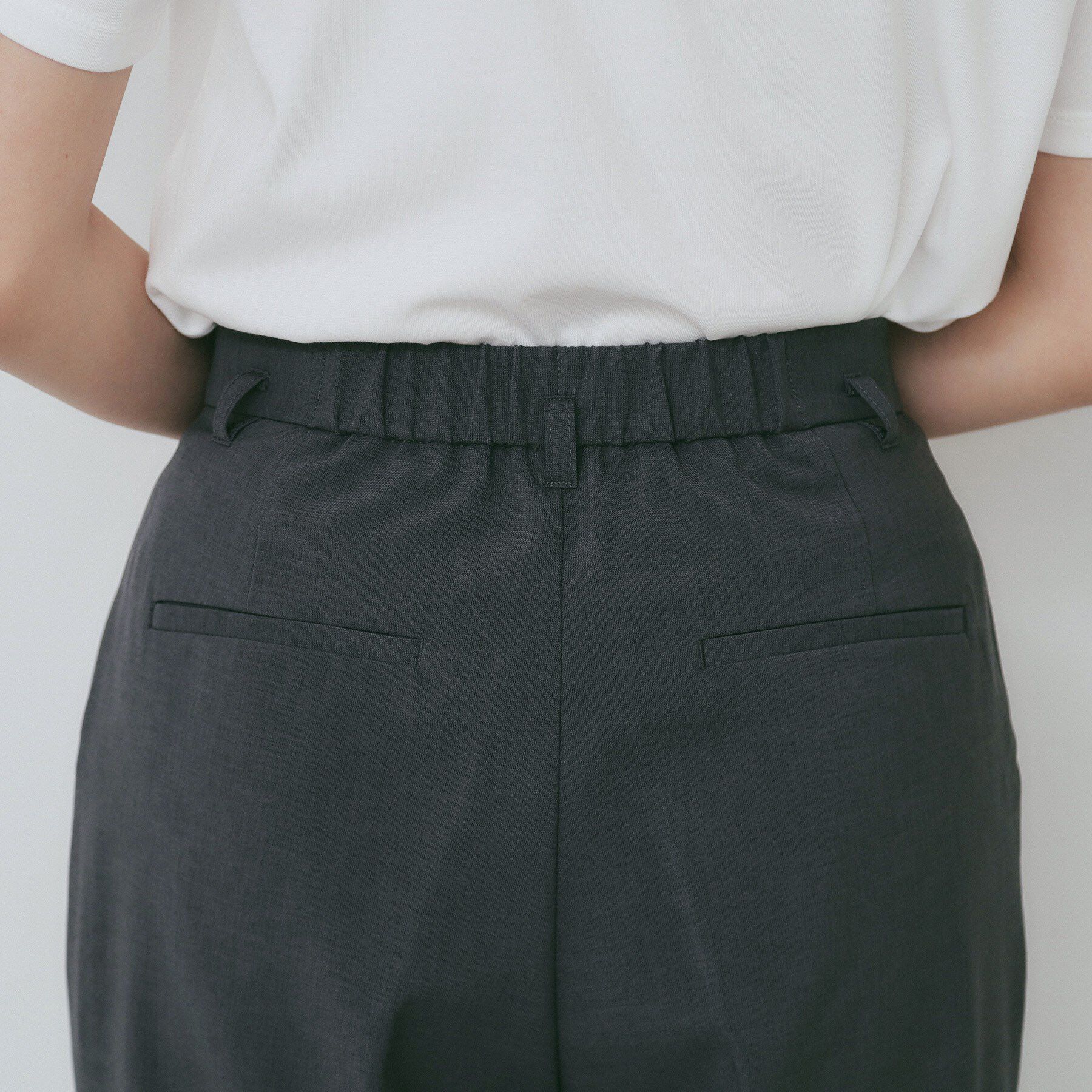 index「ベルト付きストレッチテーパードパンツ／セットアップ可【洗濯機洗い可／吸水速乾／接触冷感】」|その他|