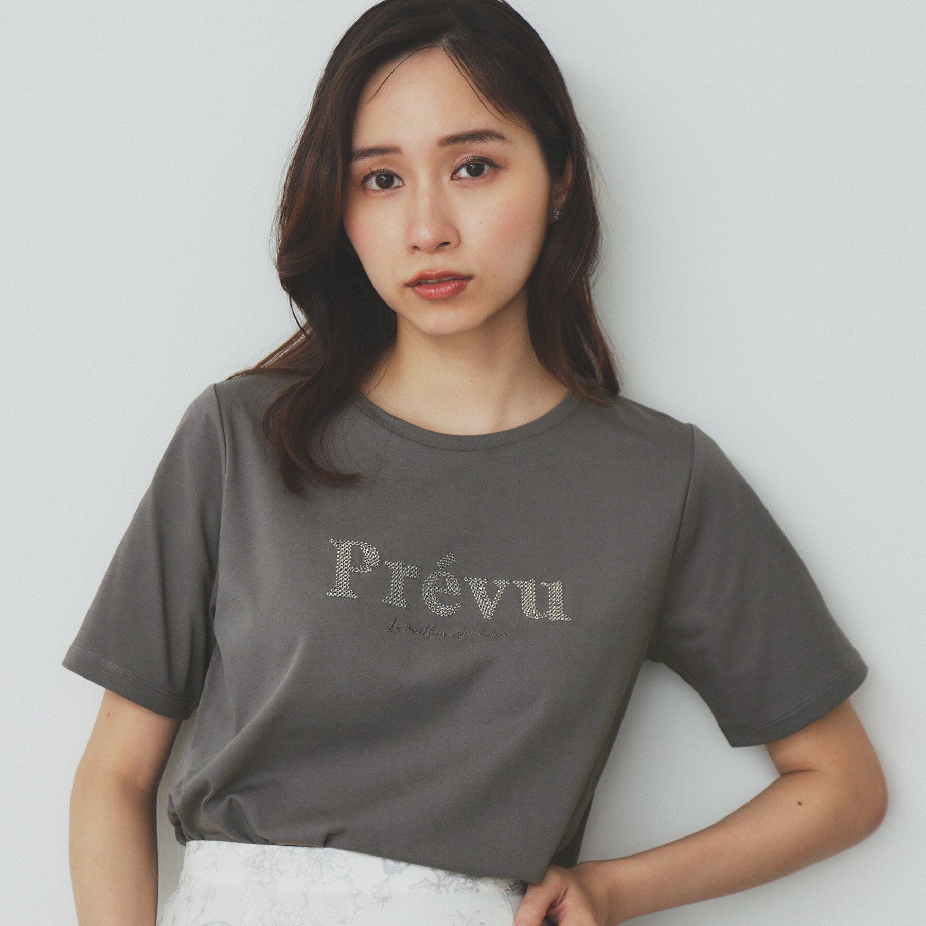 index「スパンコール刺繍ロゴTシャツ【洗濯機洗い可／接触冷感／UVケア】」|Tシャツ・カットソー|