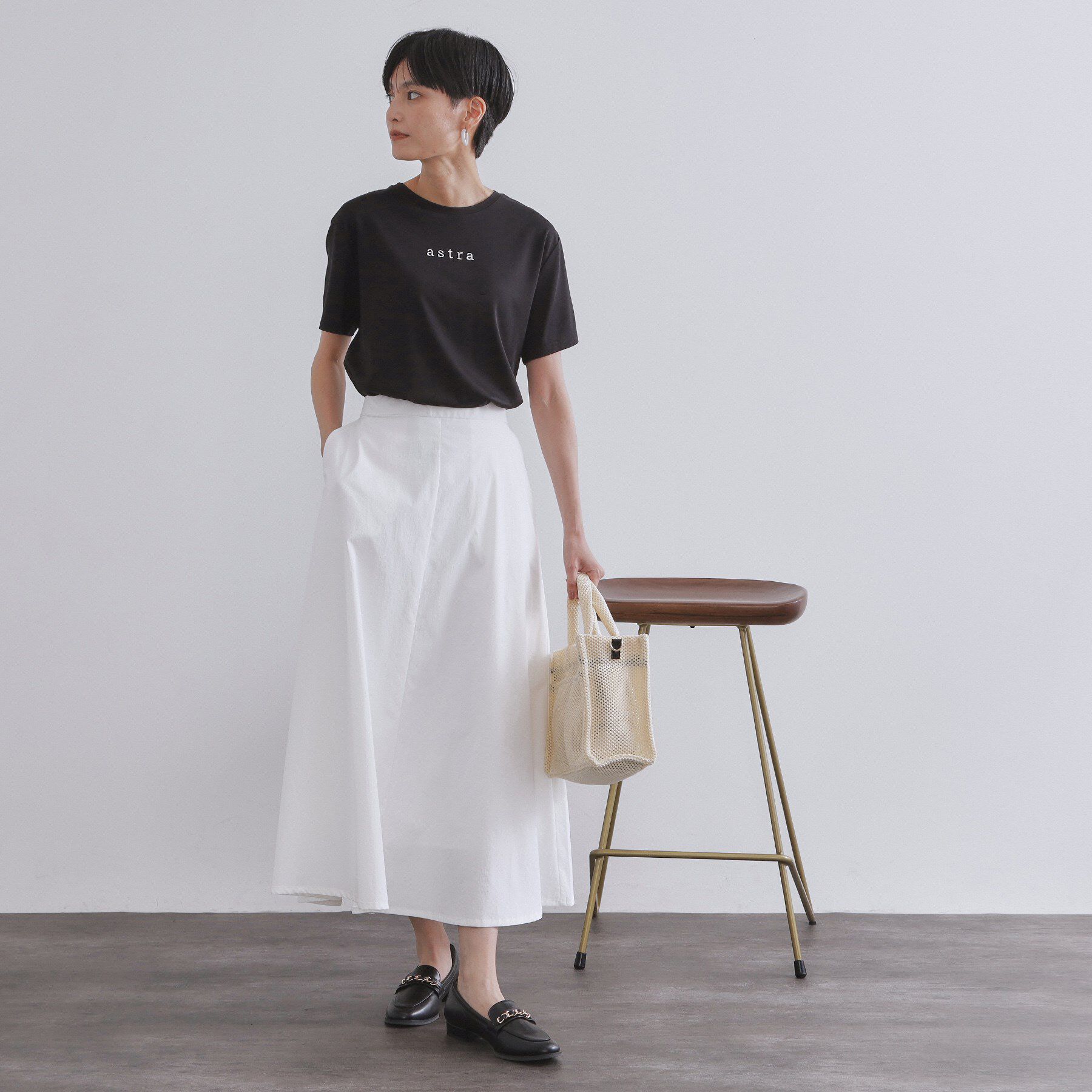OPAQUE.CLIP「メタリック刺繍ロゴTシャツ【接触冷感／洗濯機洗い可】」|Tシャツ・カットソー|