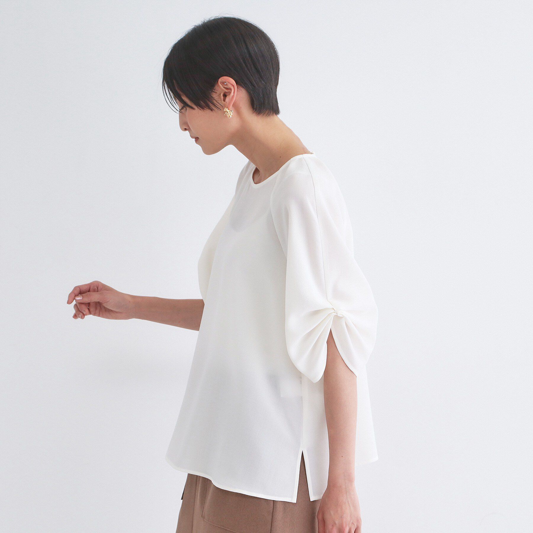 OPAQUE.CLIP「【接触冷感／吸水速乾】リネンライク タックスリーブブラウス《セットアップ対応／洗濯機OK》」|シャツ・ブラウス|
