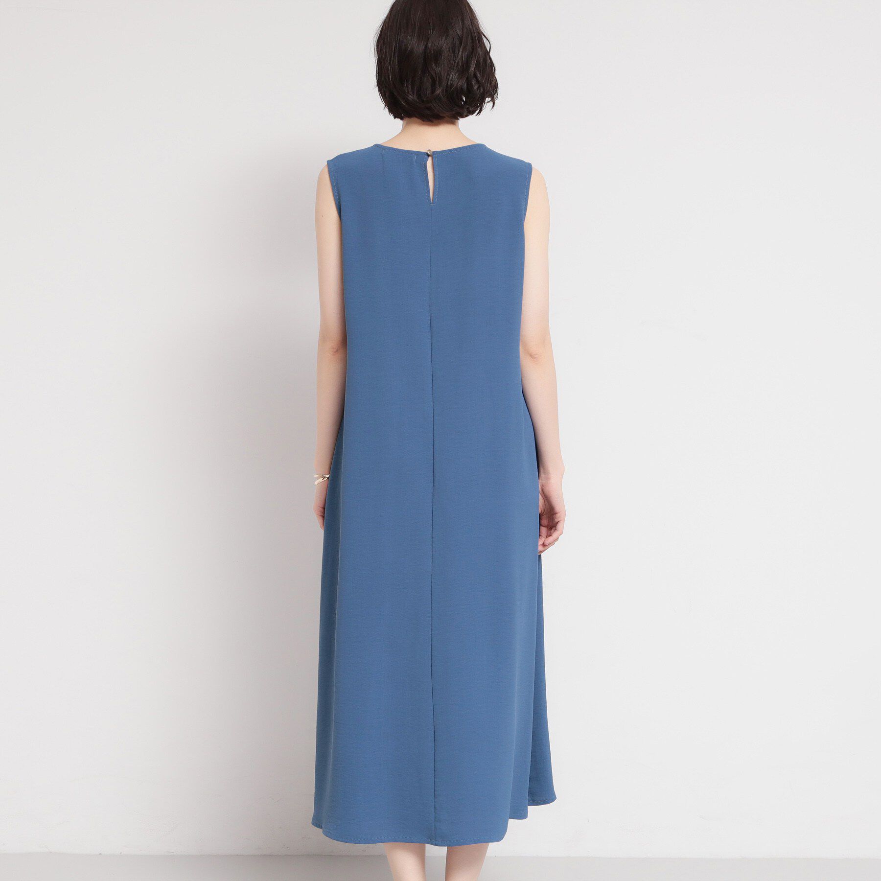 THE SHOP TK「【ひんやり／防しわ／吸水速乾／UV】美しさを1日中キープ ノースリーブフレアワンピース」|ワンピース|