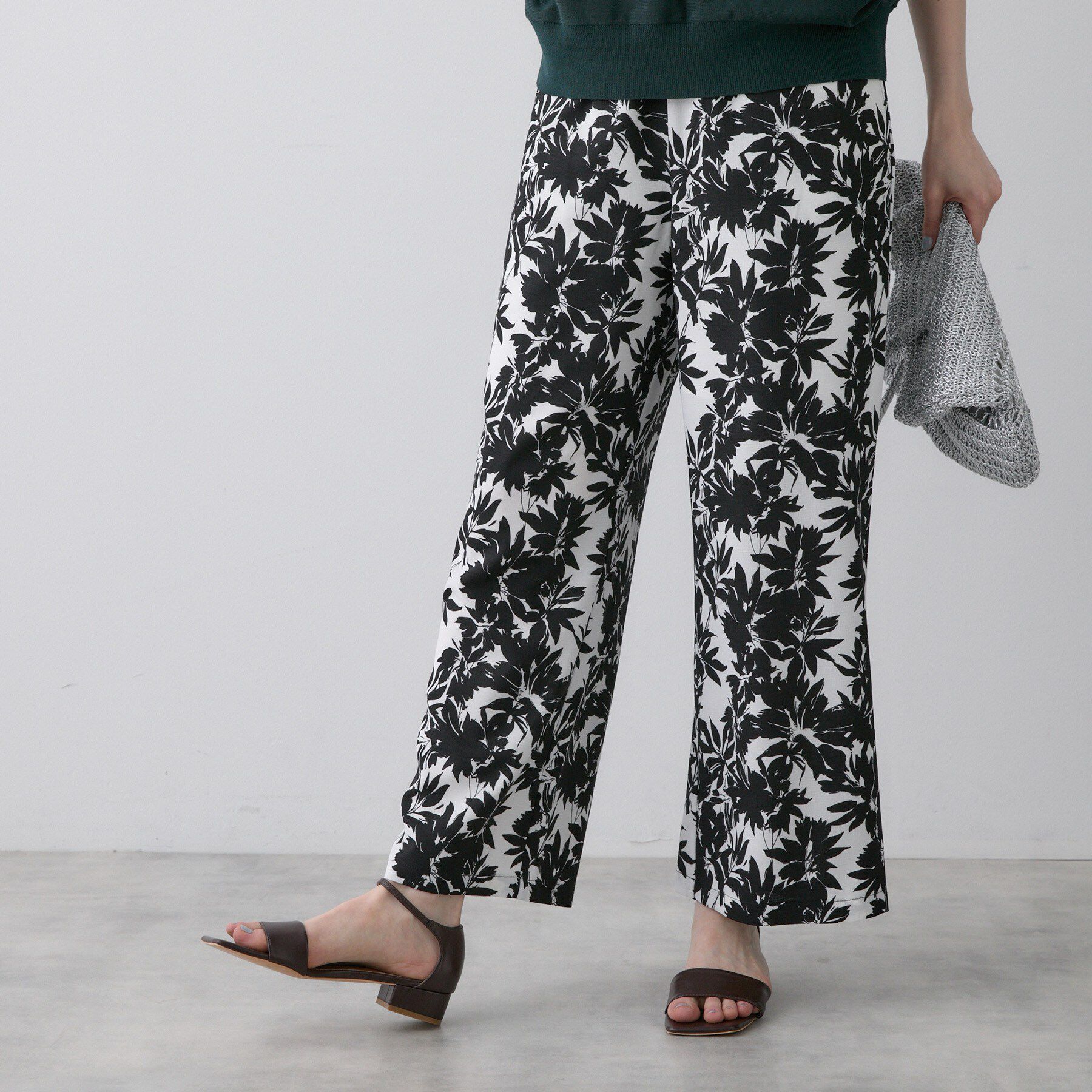 Dessin「【洗える】ボタニカル柄リラクシーパンツ」|その他|