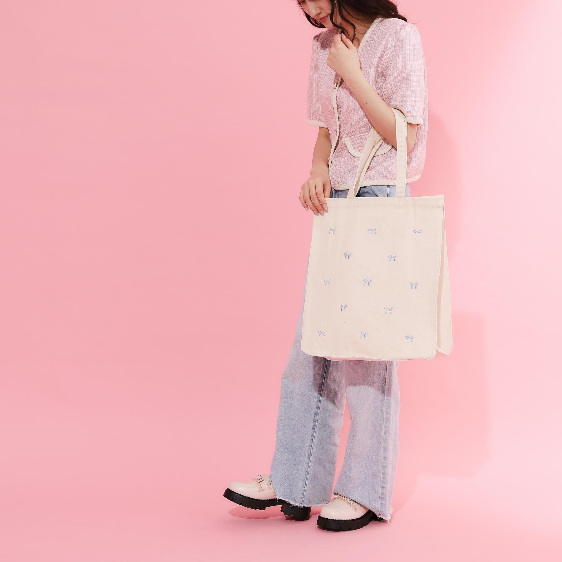Ober Tashe「リボン刺繍キャンバストートバッグ」|トートバッグ|