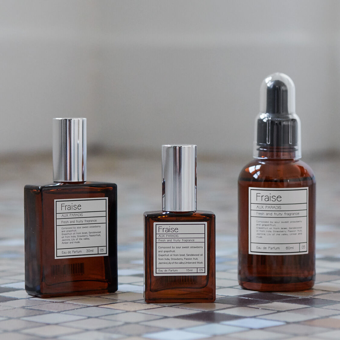 AUX PARADIS「オゥパラディ フレーズ オードパルファム (60ml)」|香水・フレグランス|