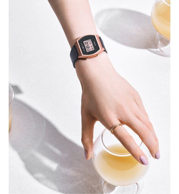HIROB「Web限定 CASIO LW-204-1AJF Pink & Black」|腕時計|