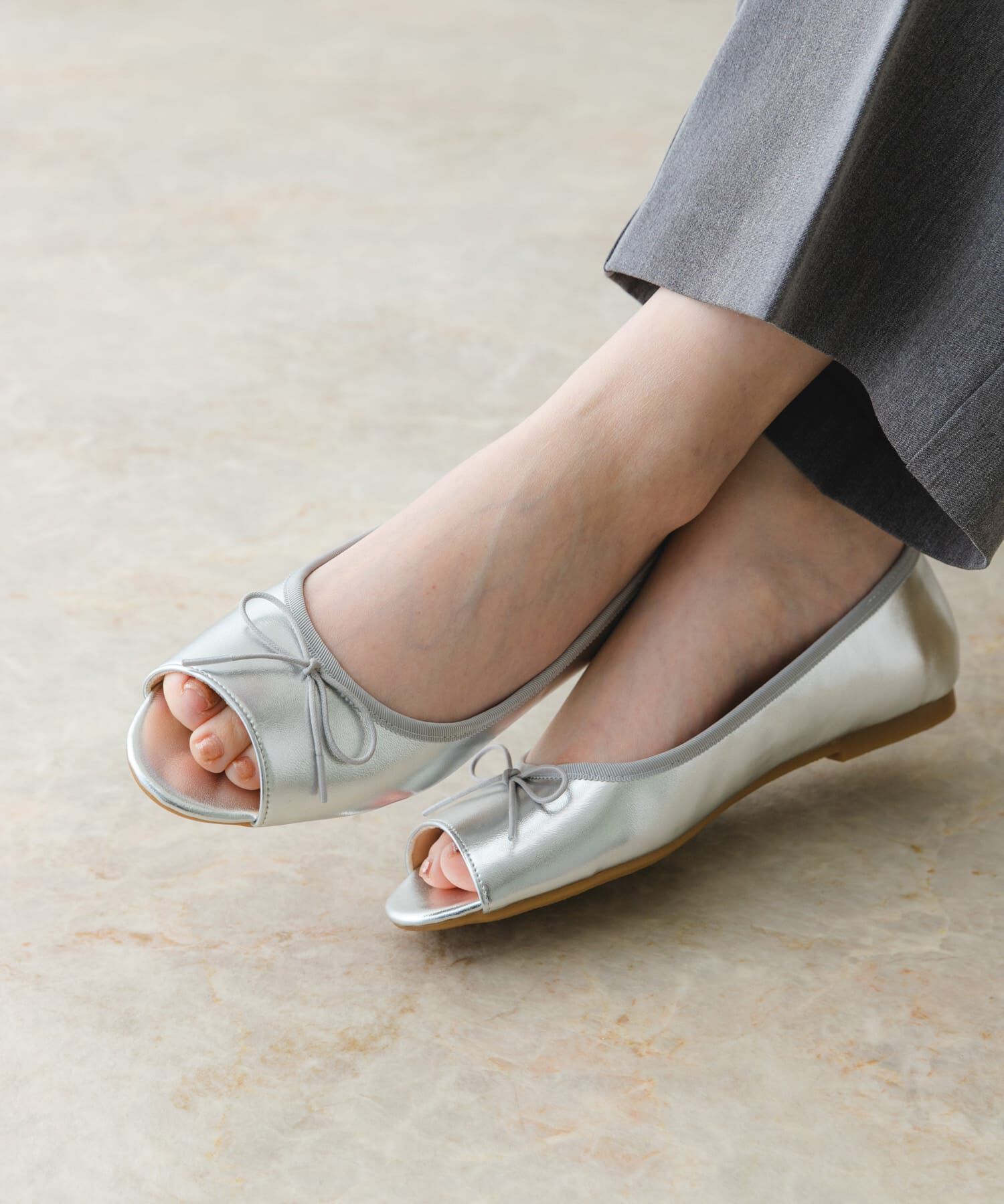 RODE SKO「『MADE IN JAPAN』オープントゥリボンパンプス」|パンプス|