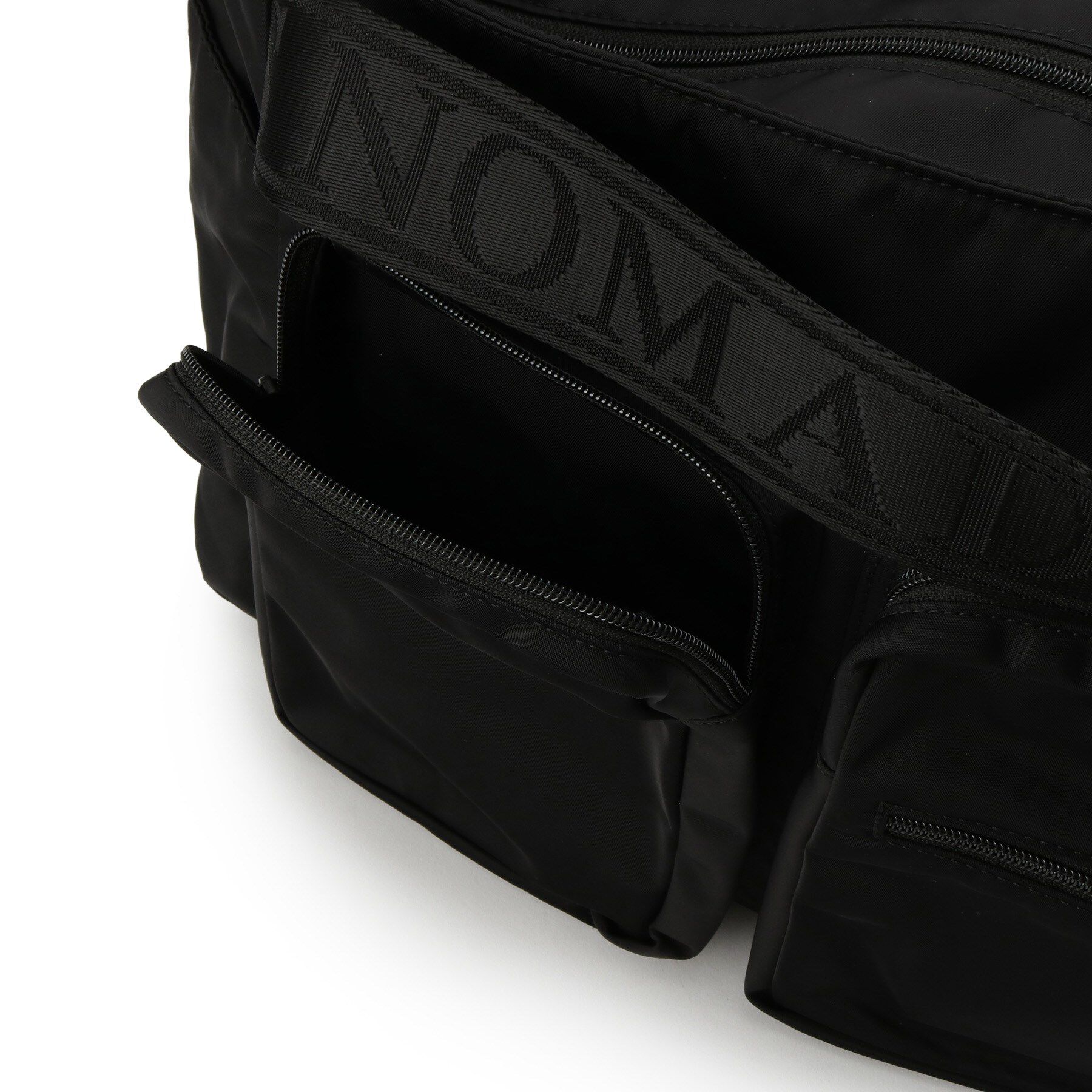 DRESSTERIOR「NOMADIS（ノマディス）DAKOTA ナイロンショルダーバッグ」|ショルダー・メッセンジャー|