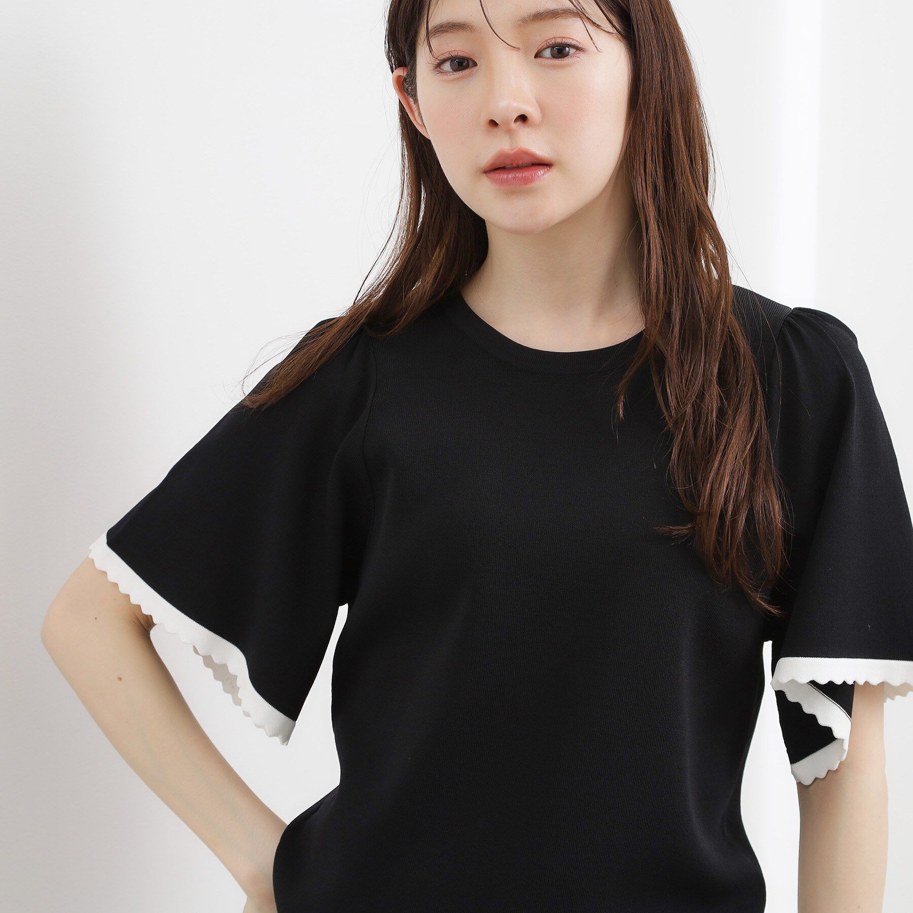 grove「高評価！【シリーズ累計36万枚！名品ニット】やわらかドライタッチ スカラップスリーブニット」|ニット・セーター|