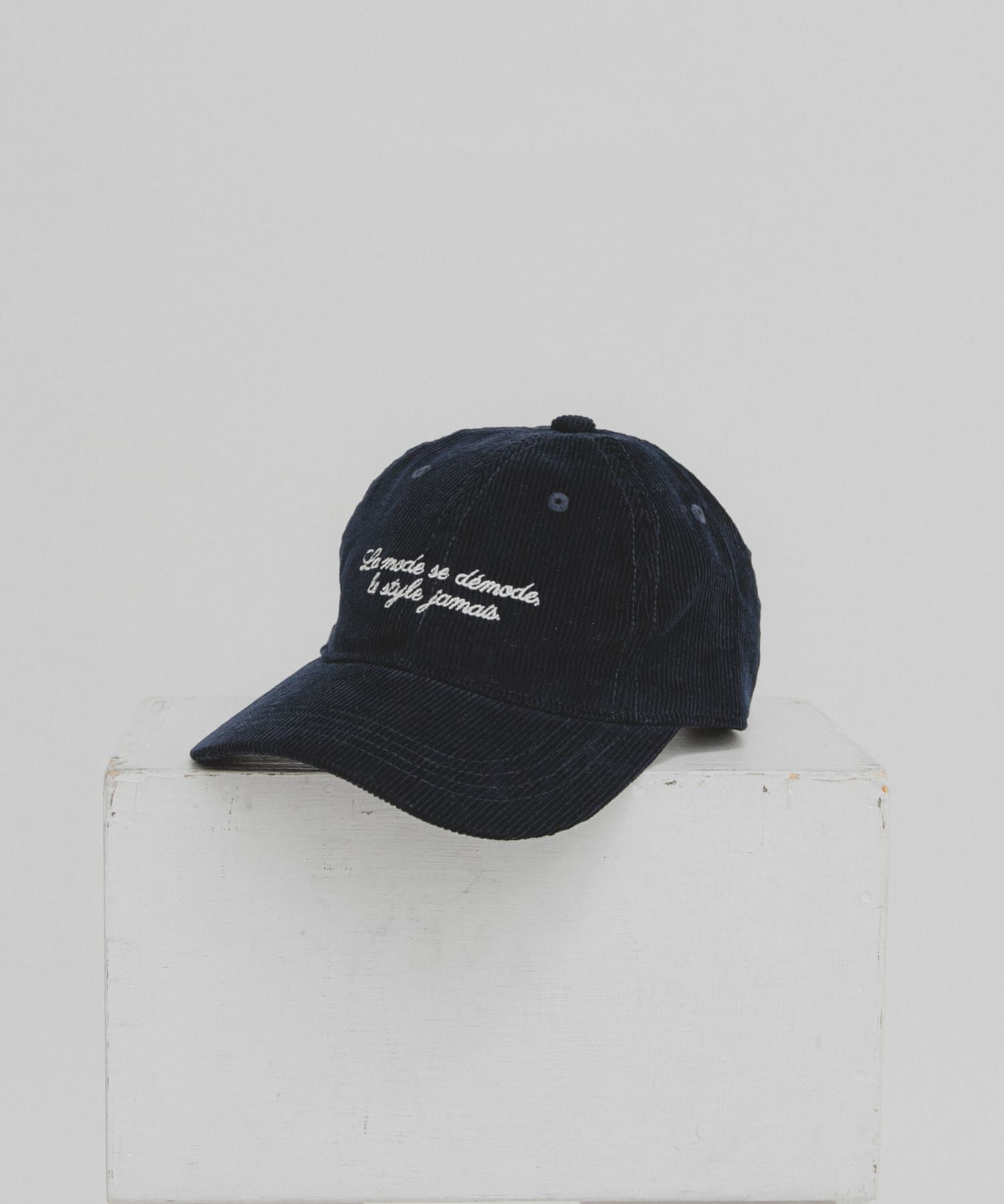  「エンブロイダリーコーデュロイCAP」|キャップ・キャスケット|