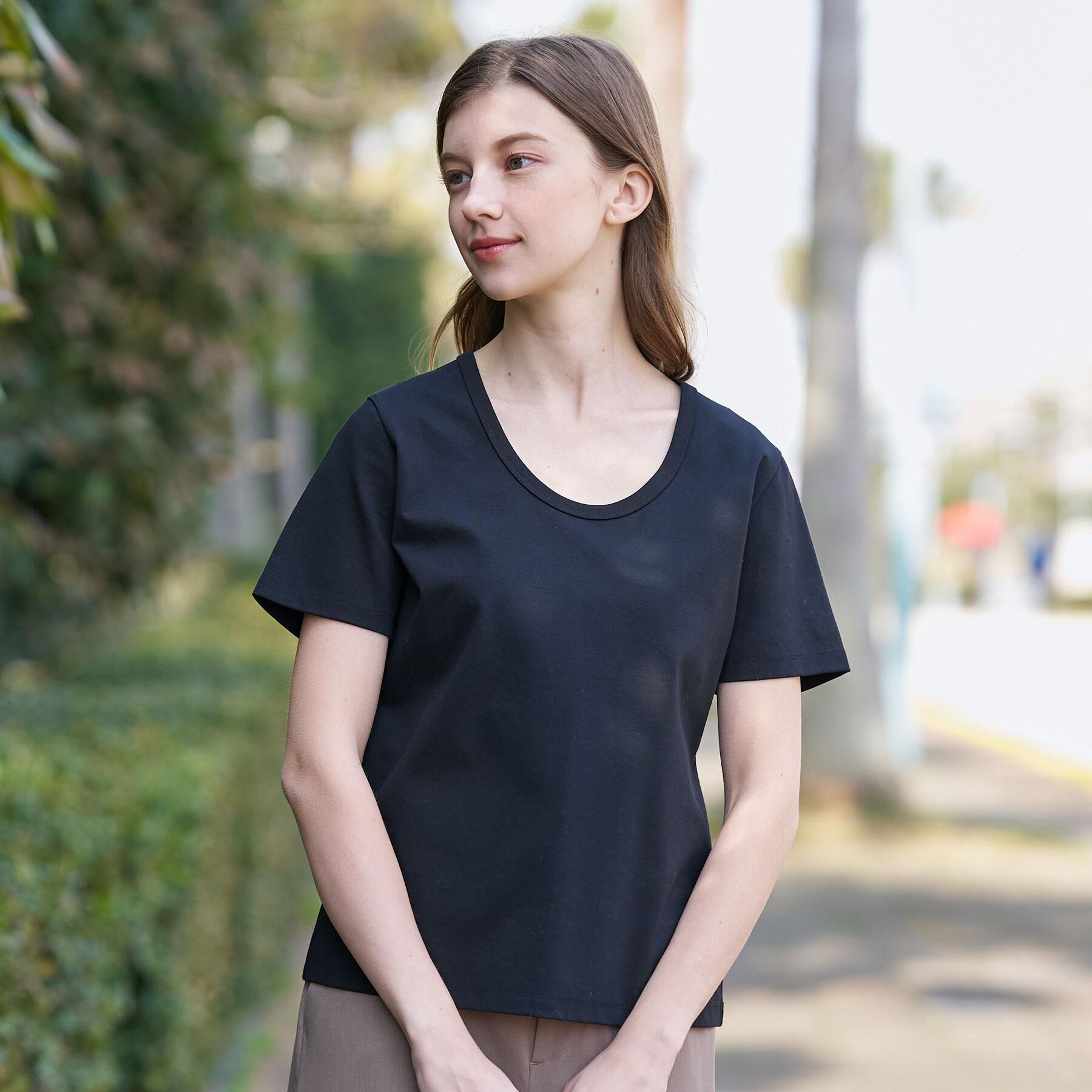 DRESSTERIOR「【接触冷感/抗菌防臭/UVカット】クールデオドラント UネックTシャツ」|Tシャツ・カットソー|