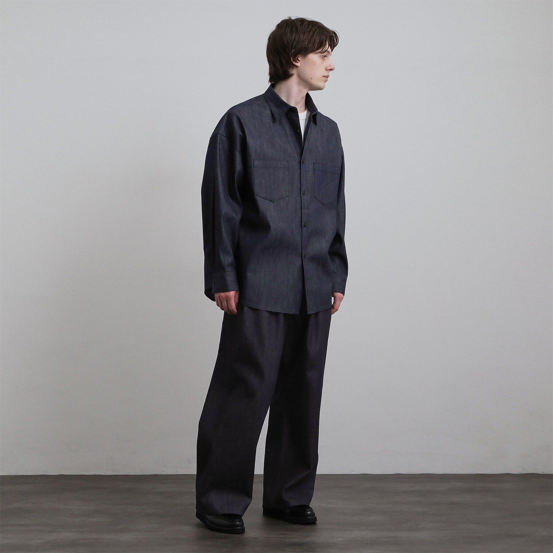 tk.TAKEO KIKUCHI「【色褪せしにくいデニム】Comfy Fadeless Denim Seriesデニムシャツ」|シャツ・ブラウス|
