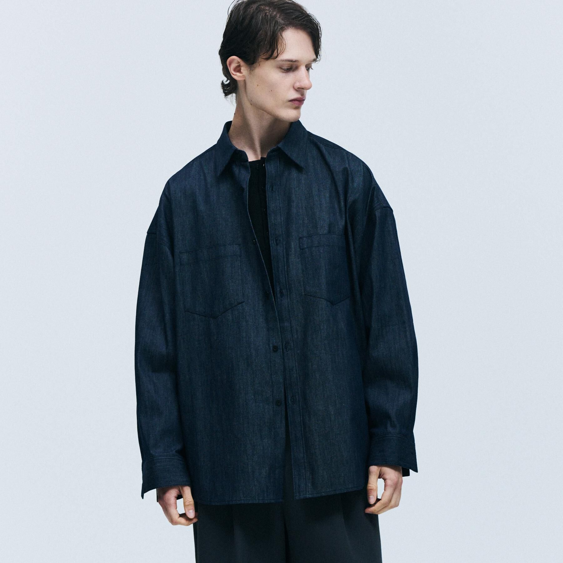 tk.TAKEO KIKUCHI「【色褪せしにくいデニム】Comfy Fadeless Denim Seriesデニムシャツ」|シャツ・ブラウス|ネイビー(094)