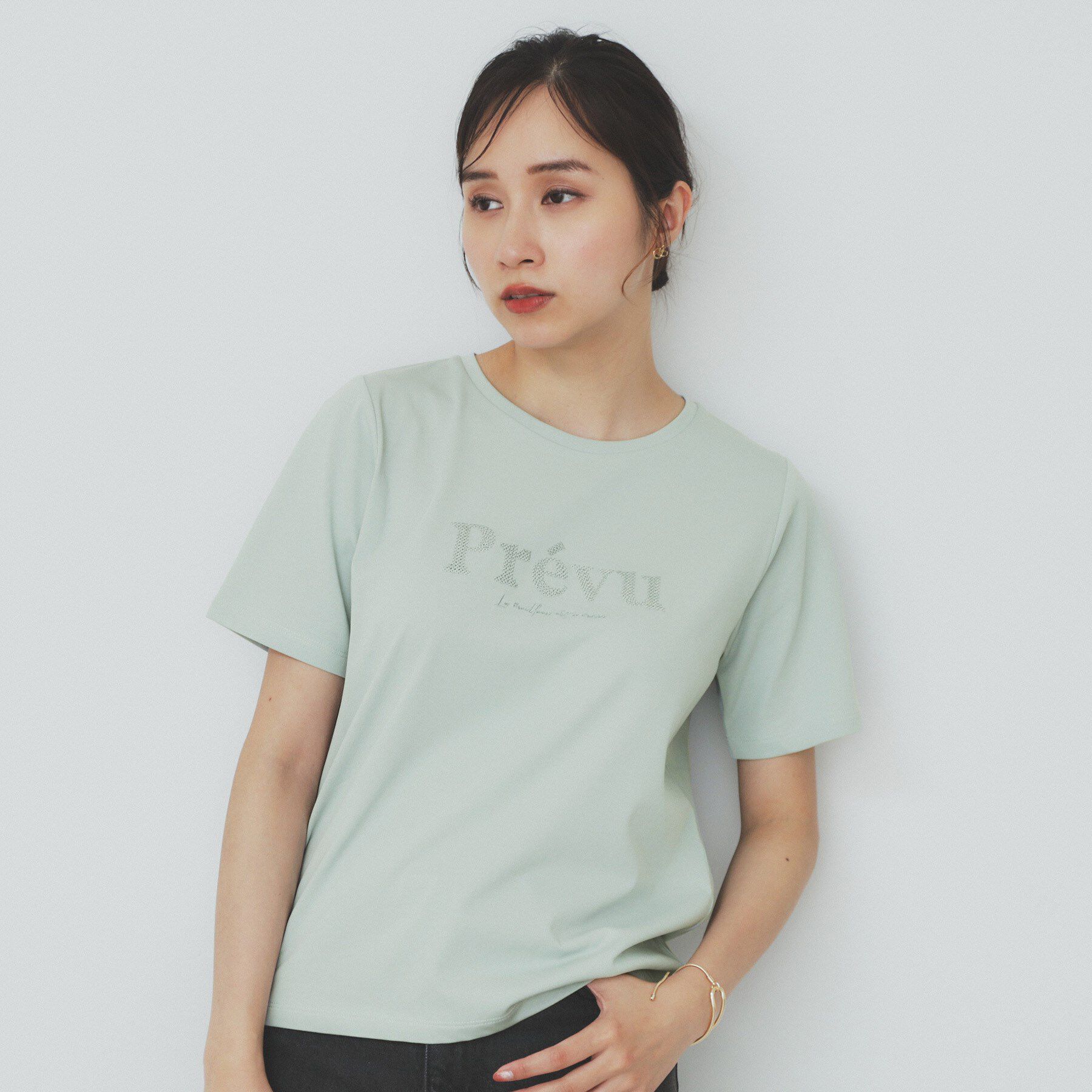 index「スパンコール刺繍ロゴTシャツ【洗濯機洗い可／接触冷感／UVケア】」|Tシャツ・カットソー|