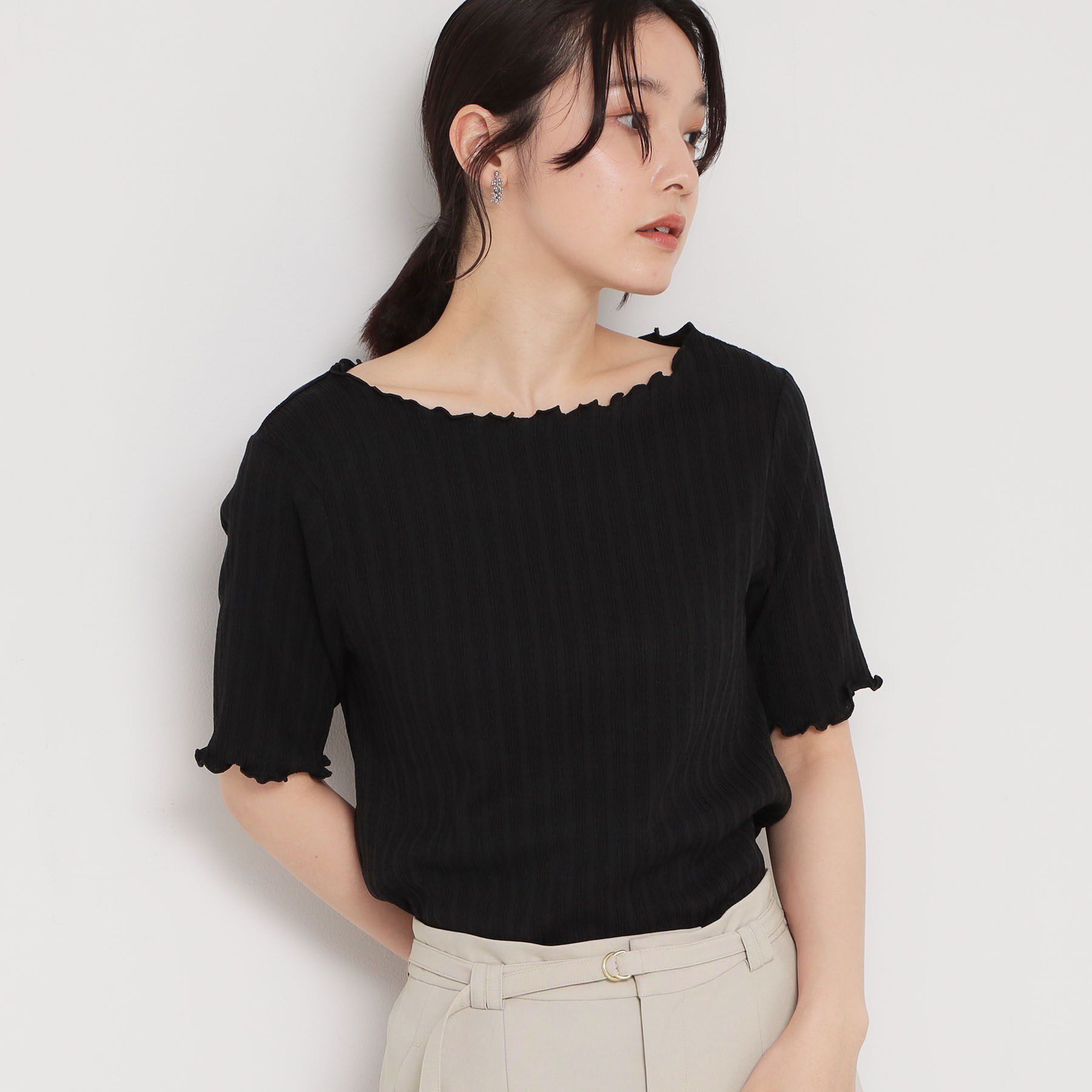 THE SHOP TK「さりげないフリルがアクセント チェック柄5分袖カットソー」|Tシャツ・カットソー|ブラック(019)