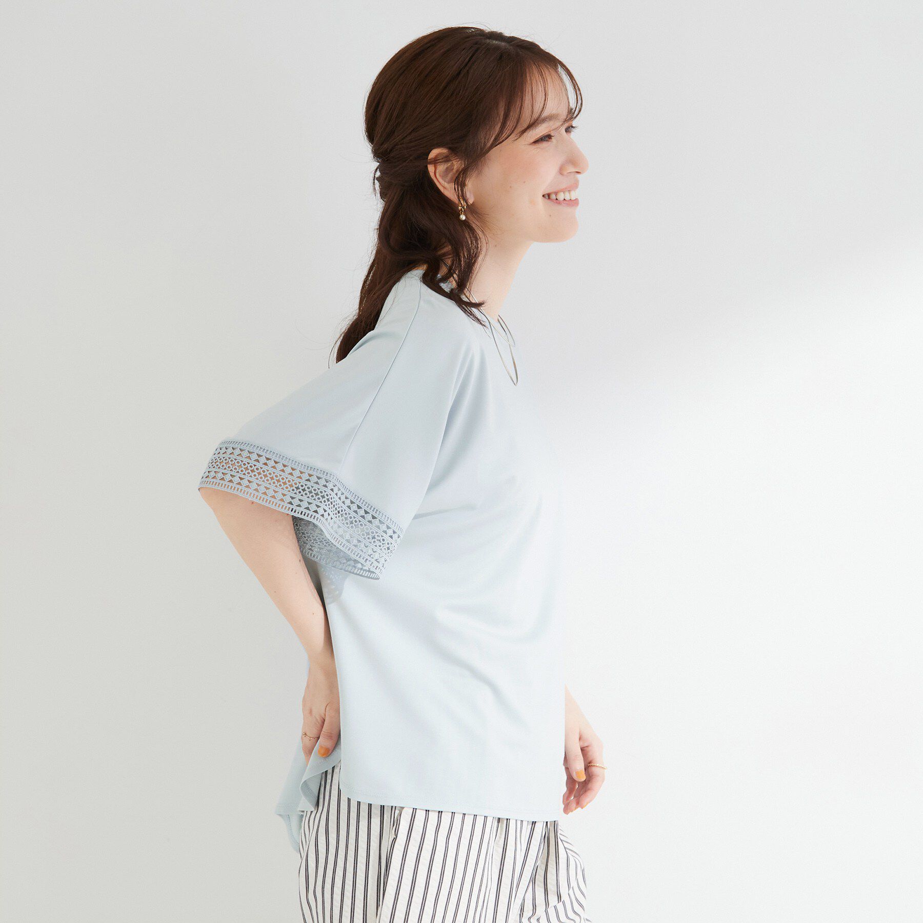 SHOO･LA･RUE「【ひんやり/UV/体型カバー】ヒップ周りが隠せる お袖レースTシャツ」|Tシャツ・カットソー|