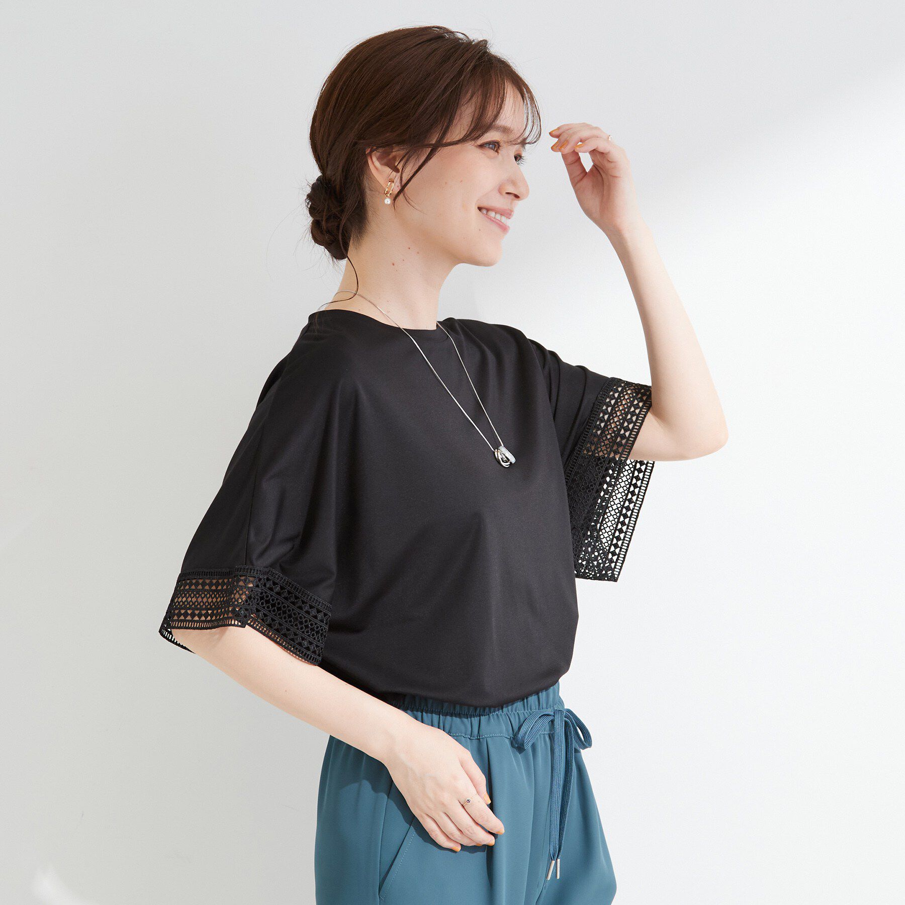 SHOO･LA･RUE「【ひんやり/UV/体型カバー】ヒップ周りが隠せる お袖レースTシャツ」|Tシャツ・カットソー|