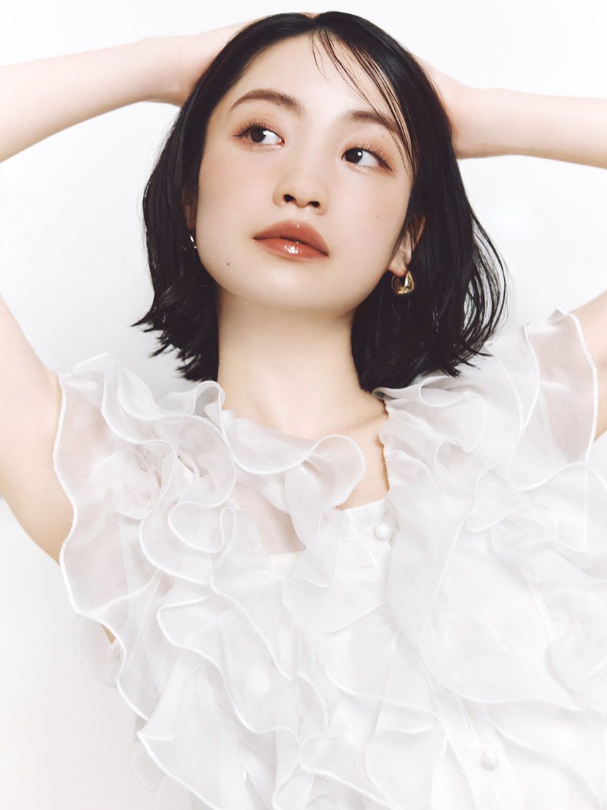 SNIDEL「【新色追加/WEB限定カラーあり】ノースリフリルブラウス」|シャツ・ブラウス|