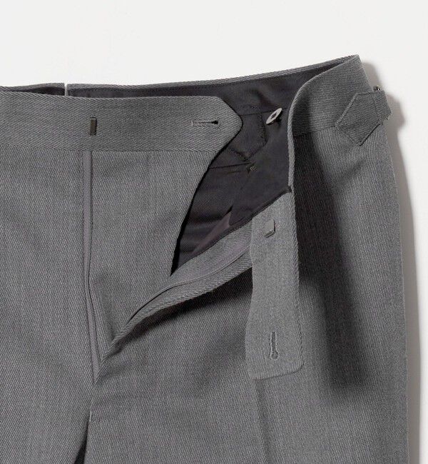 UNITED ARROWS「カバートクロス ツイル サイドアジャスター 1プリーツ テーパード スラックス」|チノ|