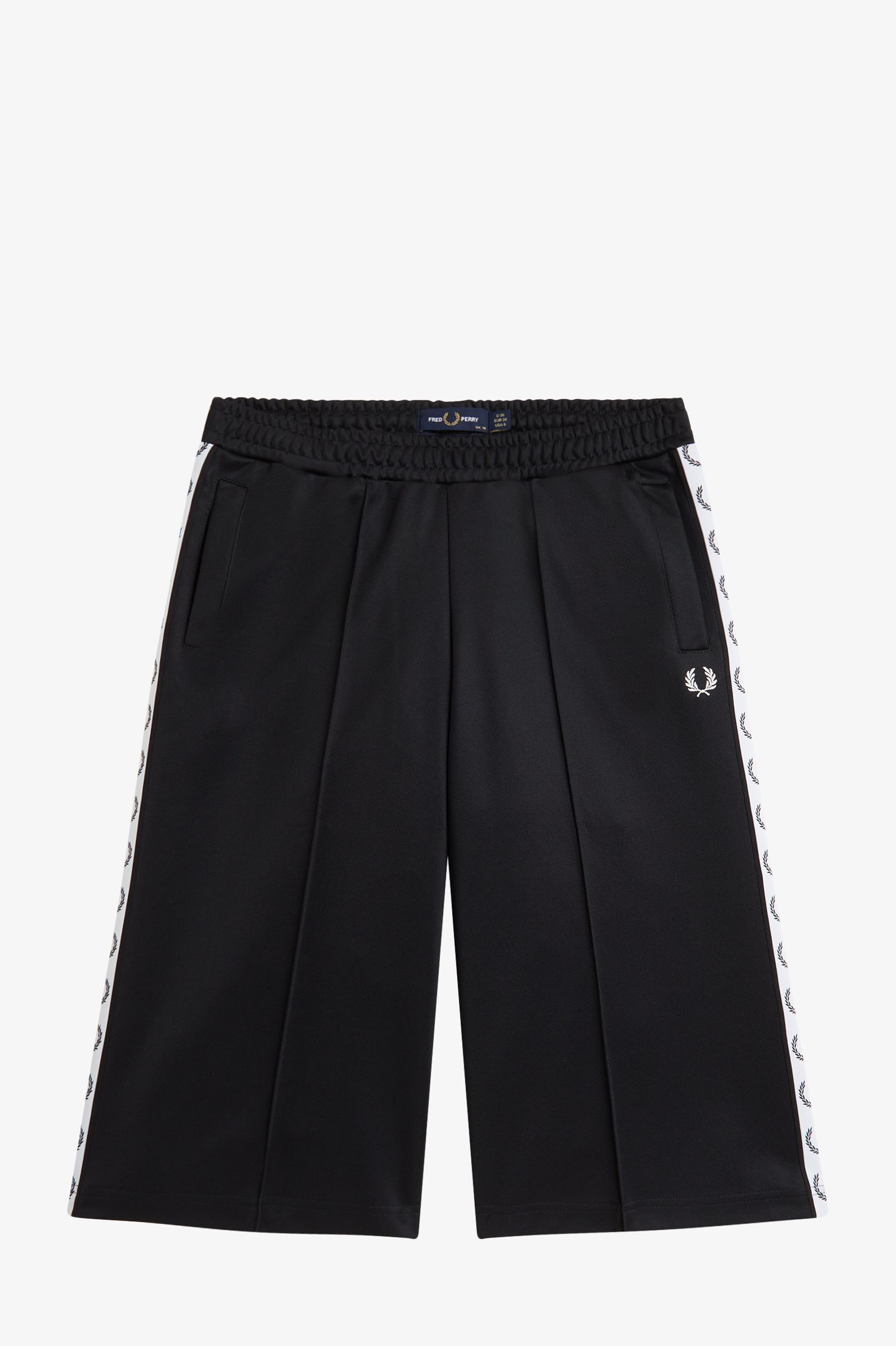 FRED PERRY 「Taped Track Shorts／テープトラックショートパンツ」|その他|