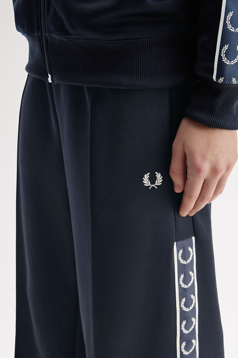 FRED PERRY 「Taped Track Pants／テープトラックパンツ」|その他|