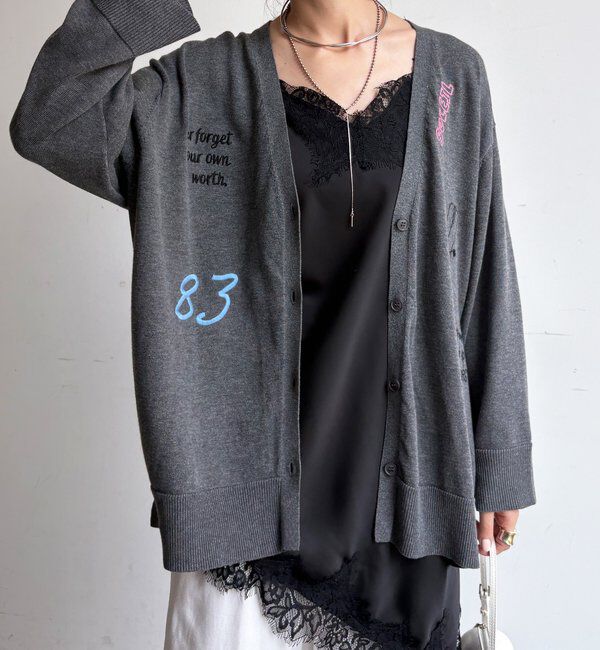  「【WEB限定】レタリング刺繍カーディガン」|カーディガン|