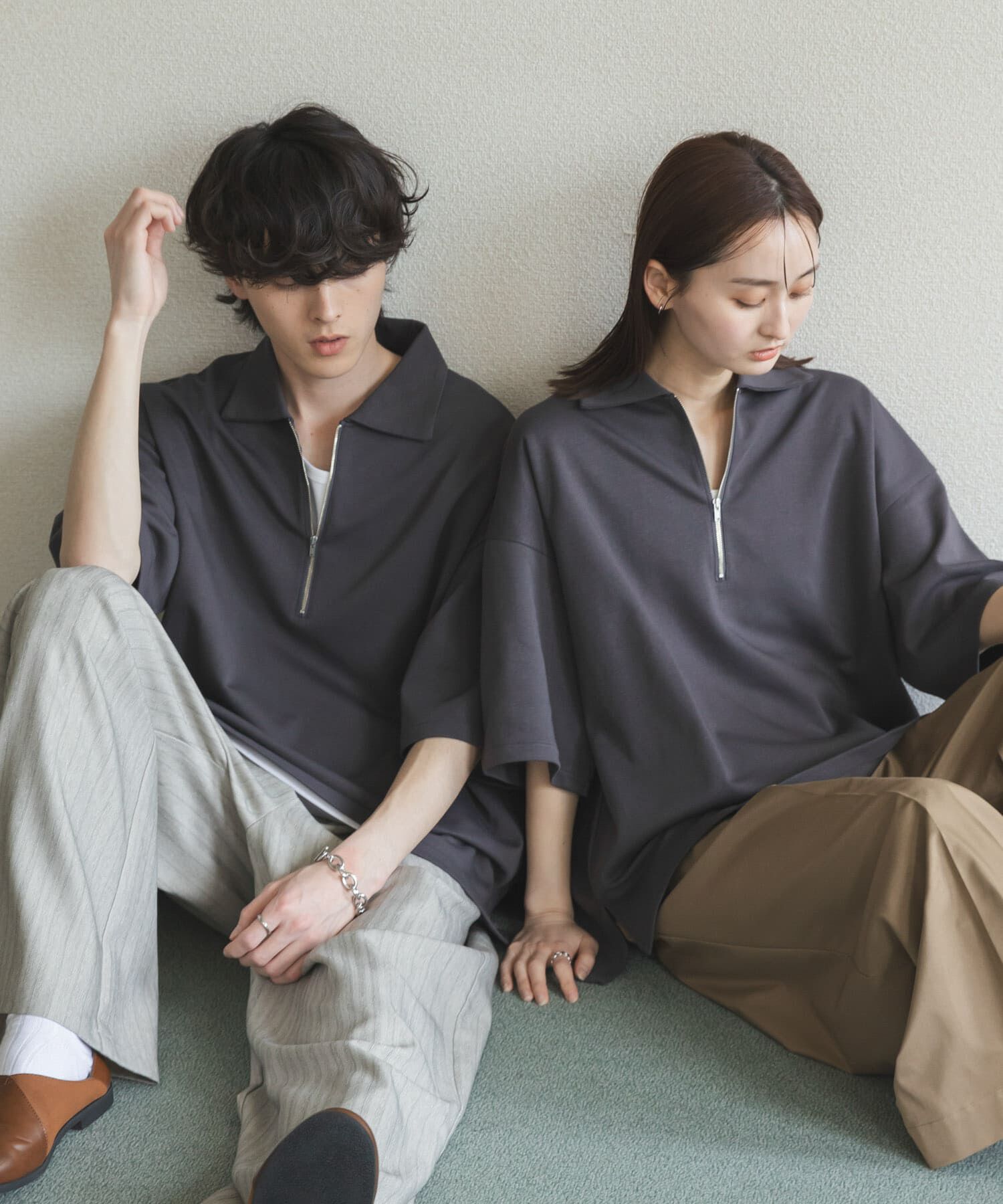 SENSE OF PLACE by URBAN RESEARCH「『ユニセックス』ダンボールポンチハーフジップショートスリーブTシャツ」|Tシャツ・カットソー|