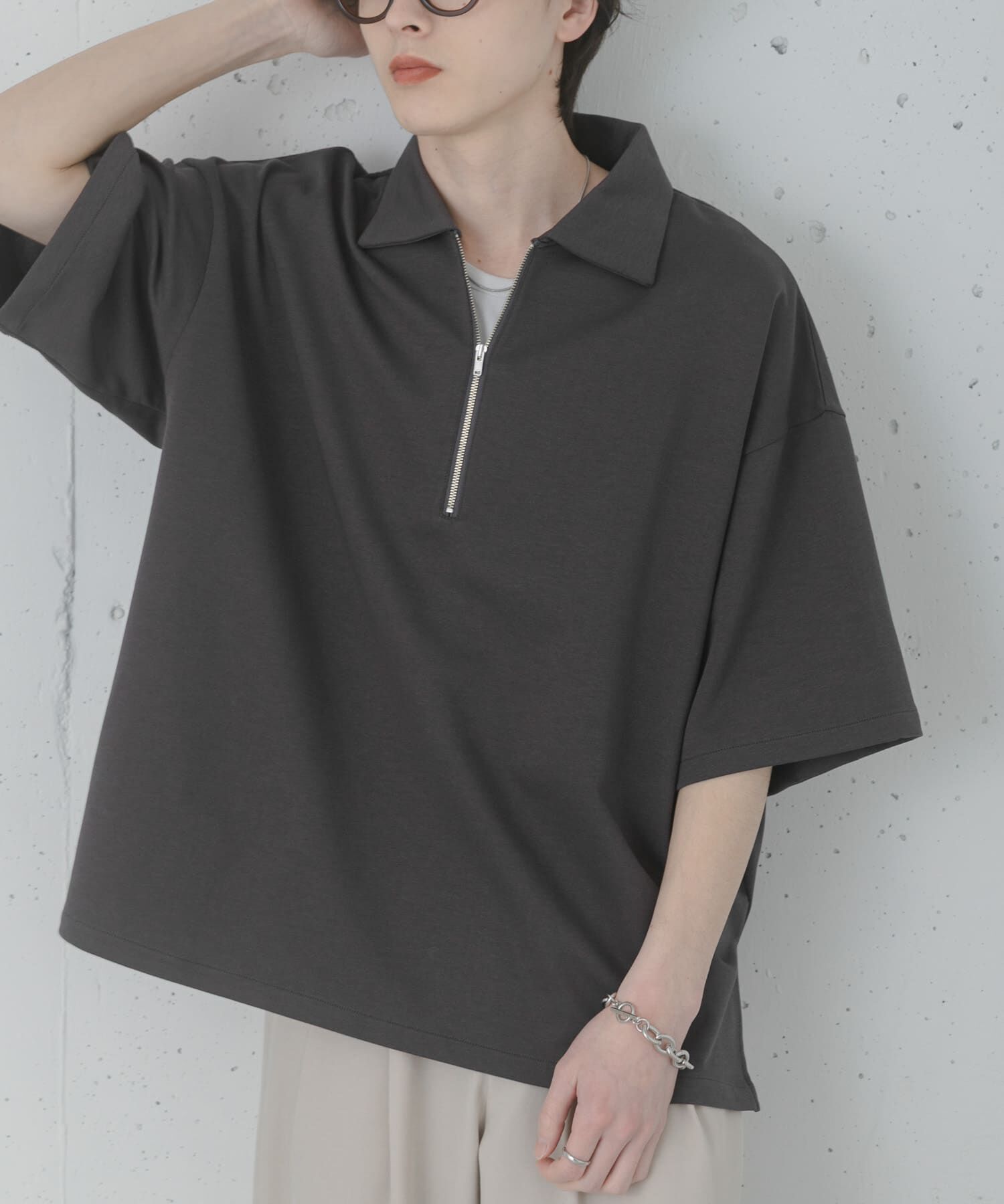 SENSE OF PLACE by URBAN RESEARCH「『ユニセックス』ダンボールポンチハーフジップショートスリーブTシャツ」|Tシャツ・カットソー|