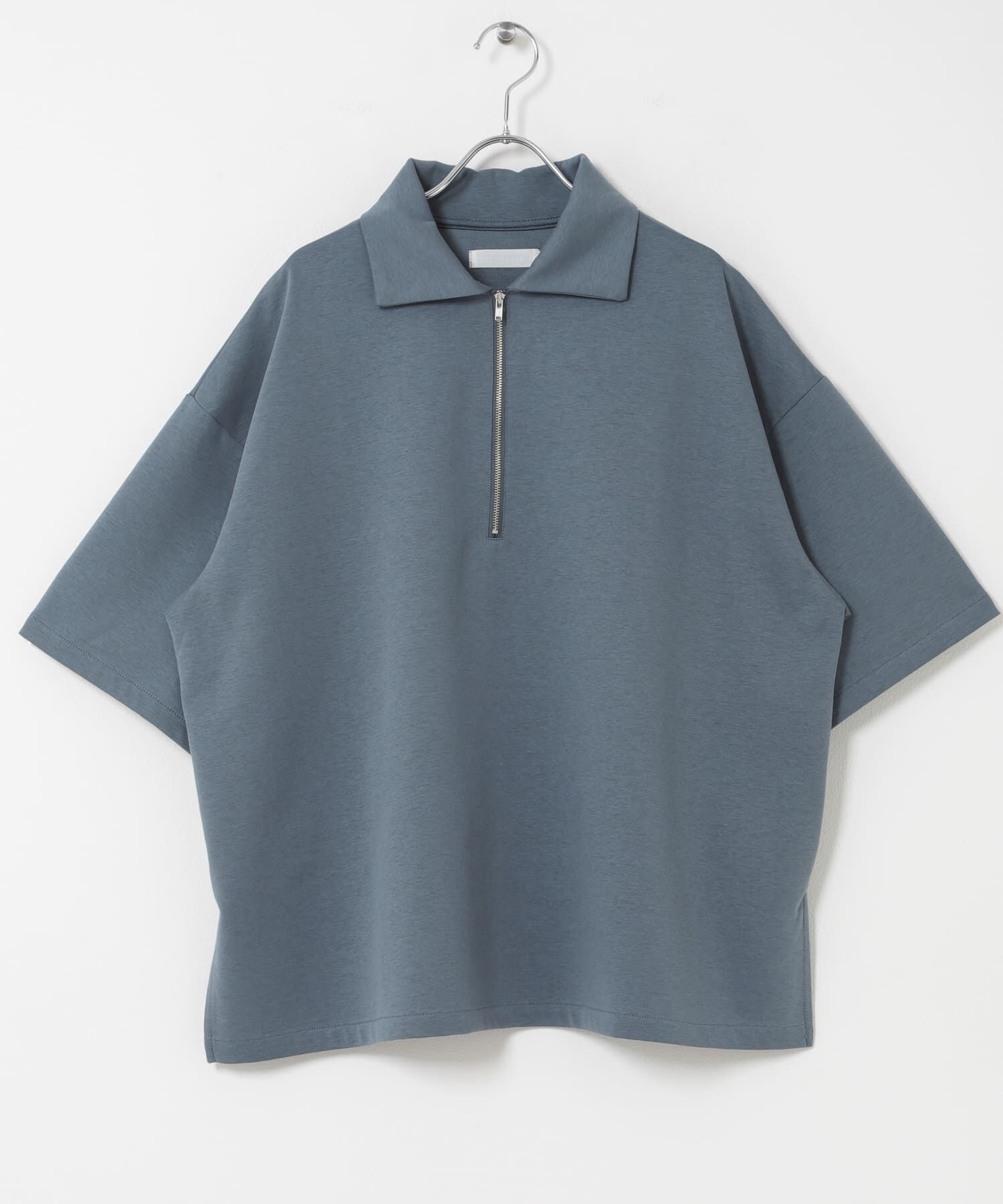 SENSE OF PLACE by URBAN RESEARCH「『ユニセックス』ダンボールポンチハーフジップショートスリーブTシャツ」|Tシャツ・カットソー|