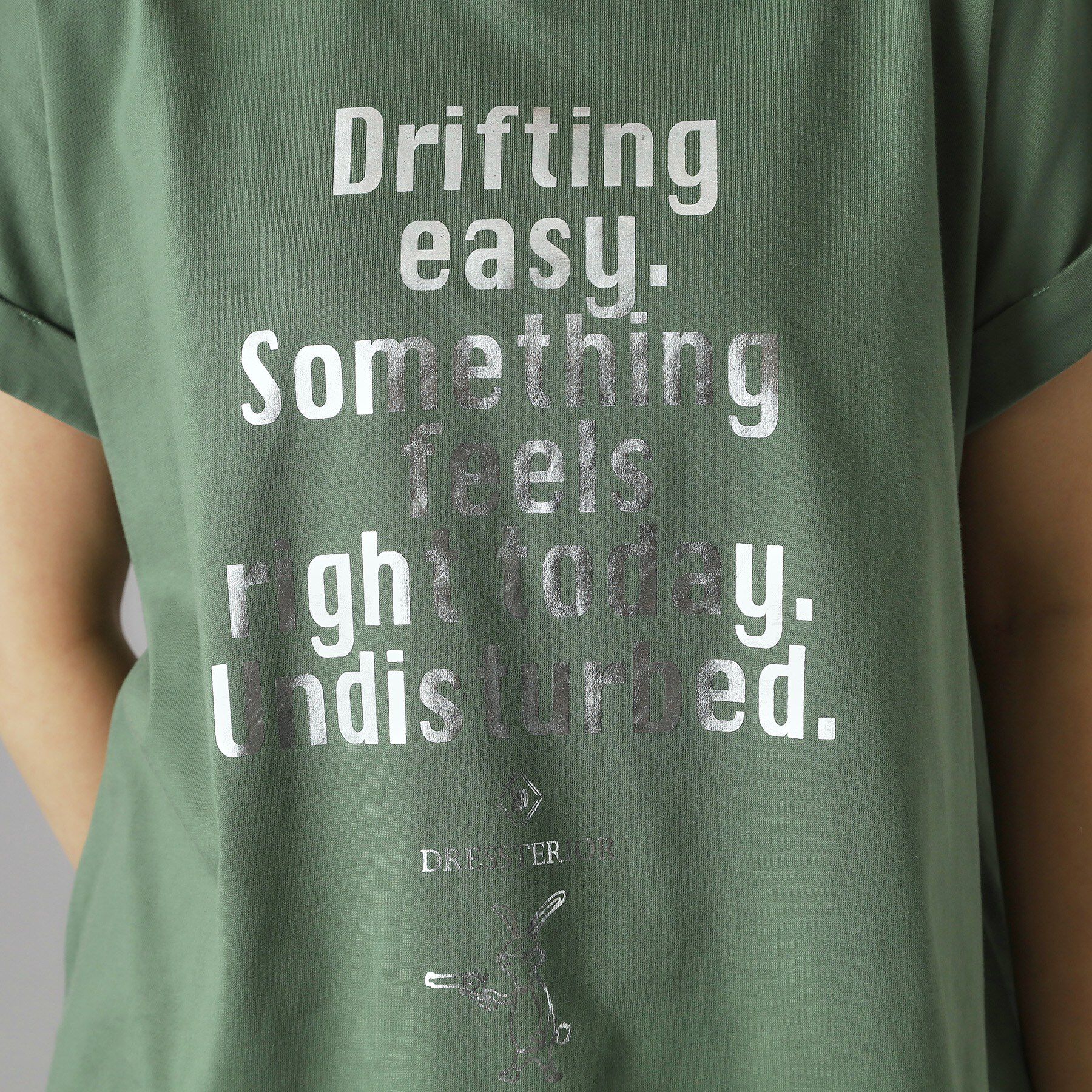 DRESSTERIOR「◆【箔ロゴ】箔プリントドルマンスリーブ Tシャツ」|Tシャツ・カットソー|