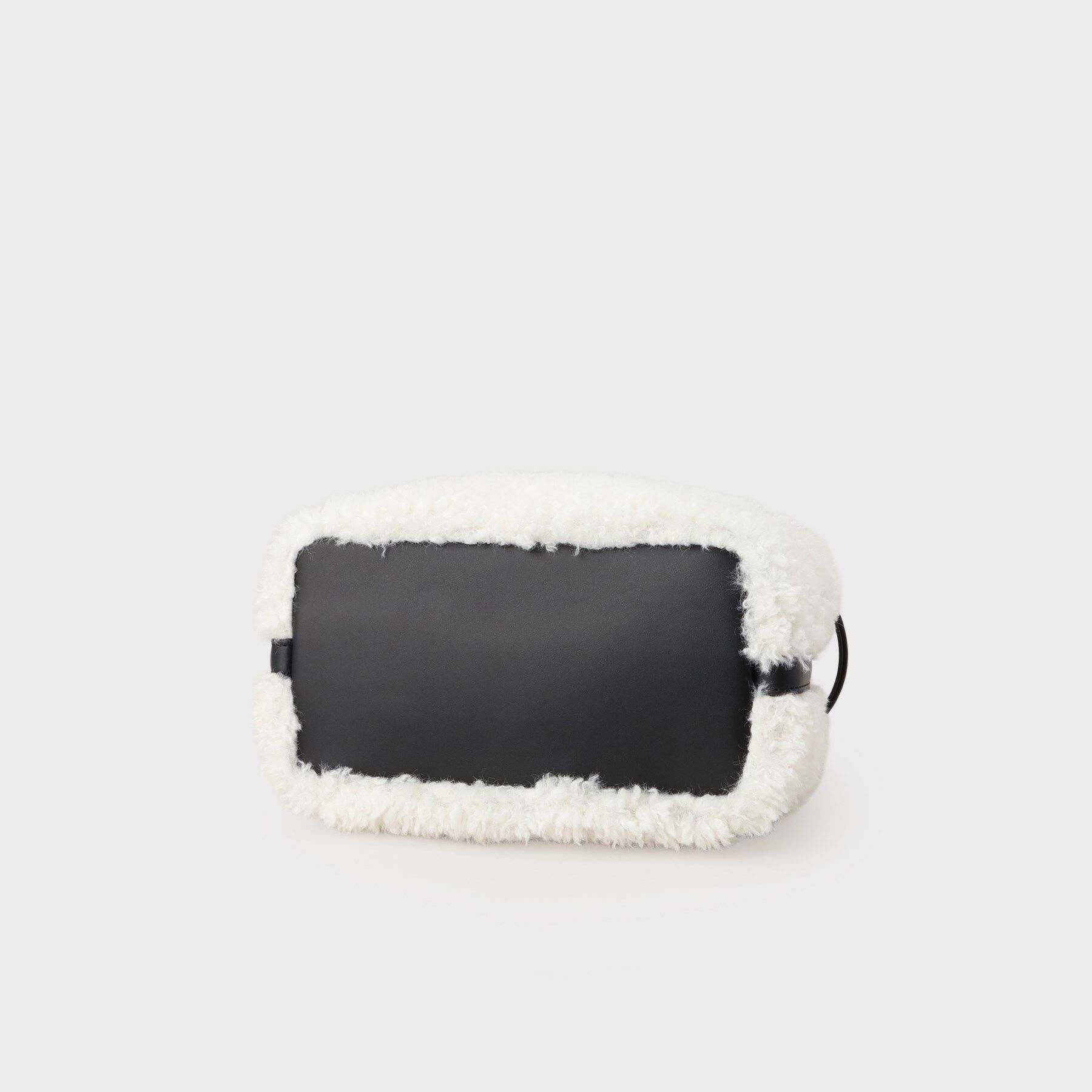 INDIVI「ボアミドルバッグ」|ショルダー・メッセンジャー|