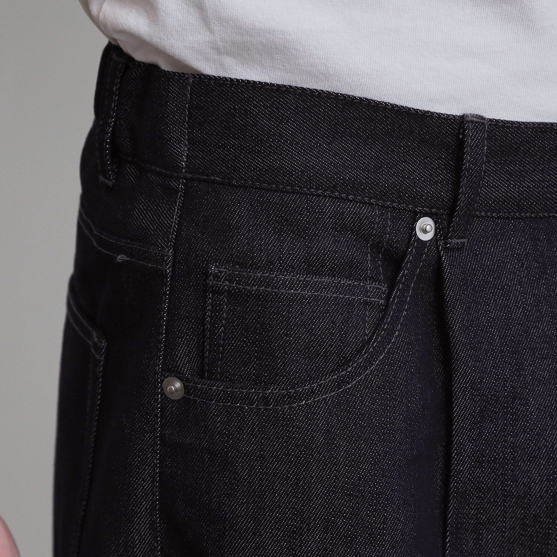 tk.TAKEO KIKUCHI「【色褪せしにくいデニム】Comfy Fadeless Denim Seriesバレルデニム」|デニム|