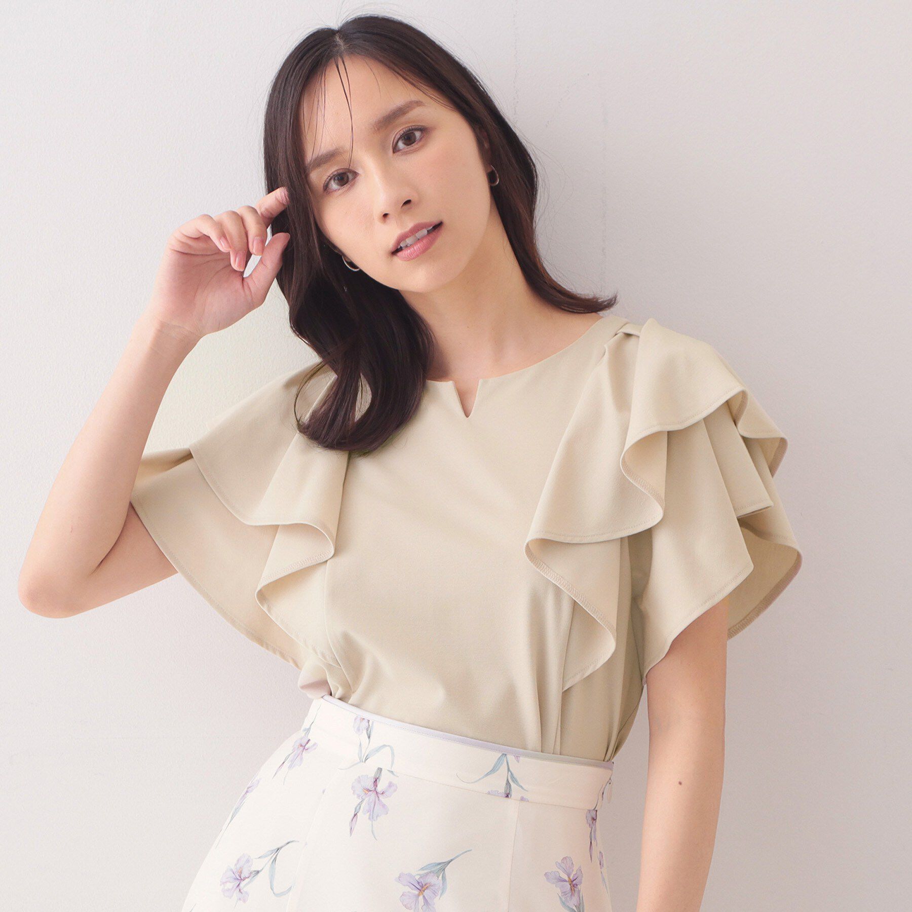index「【接触冷感】ダブルフレアキーネックトップス《UVケア／洗濯機OK》」|Tシャツ・カットソー|