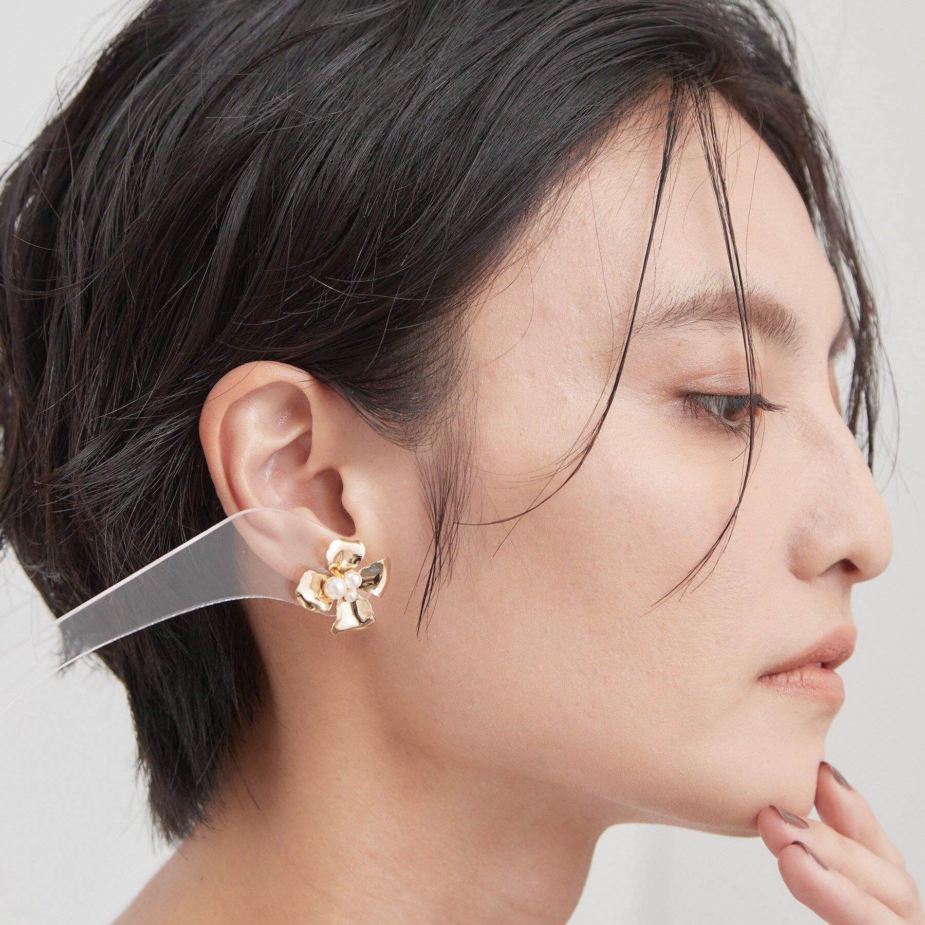 OPAQUE.CLIP「メタルフラワーデザインピアス」|ピアス|