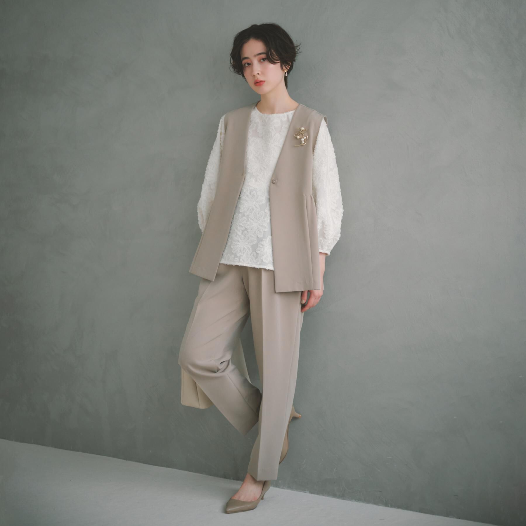 THE SHOP TK「【通勤・きちんと見えに】ダブルクロス ペプラムジレ/セットアップ可」|ベスト・ジレ|