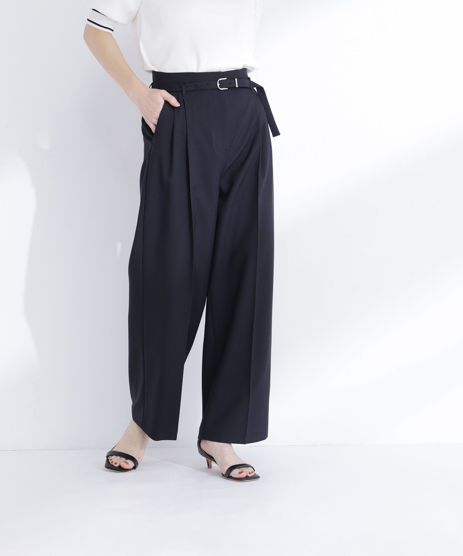  「〈ちょうど、いい服〉はいたら沼！美脚ワイドパンツ」|その他|