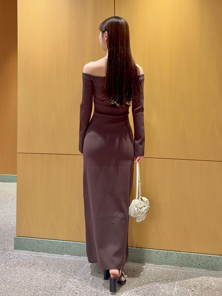 SNIDEL「オフショルIラインニットワンピース」|ワンピース|