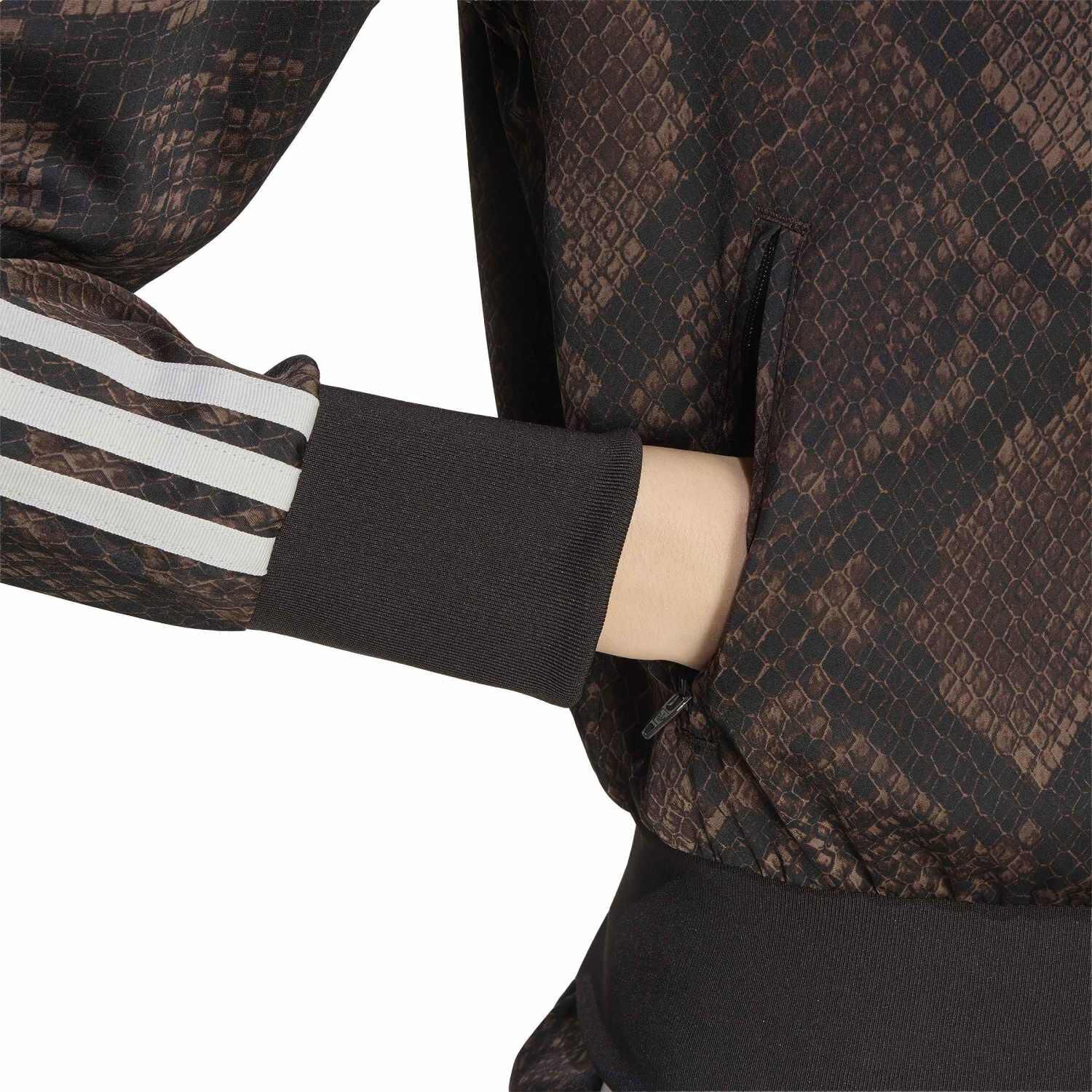 adidas「【ADIDAS ｳｪｱ】W SNAKE SATIN FBIRD TT(GFX INJ」|ポロシャツ|
