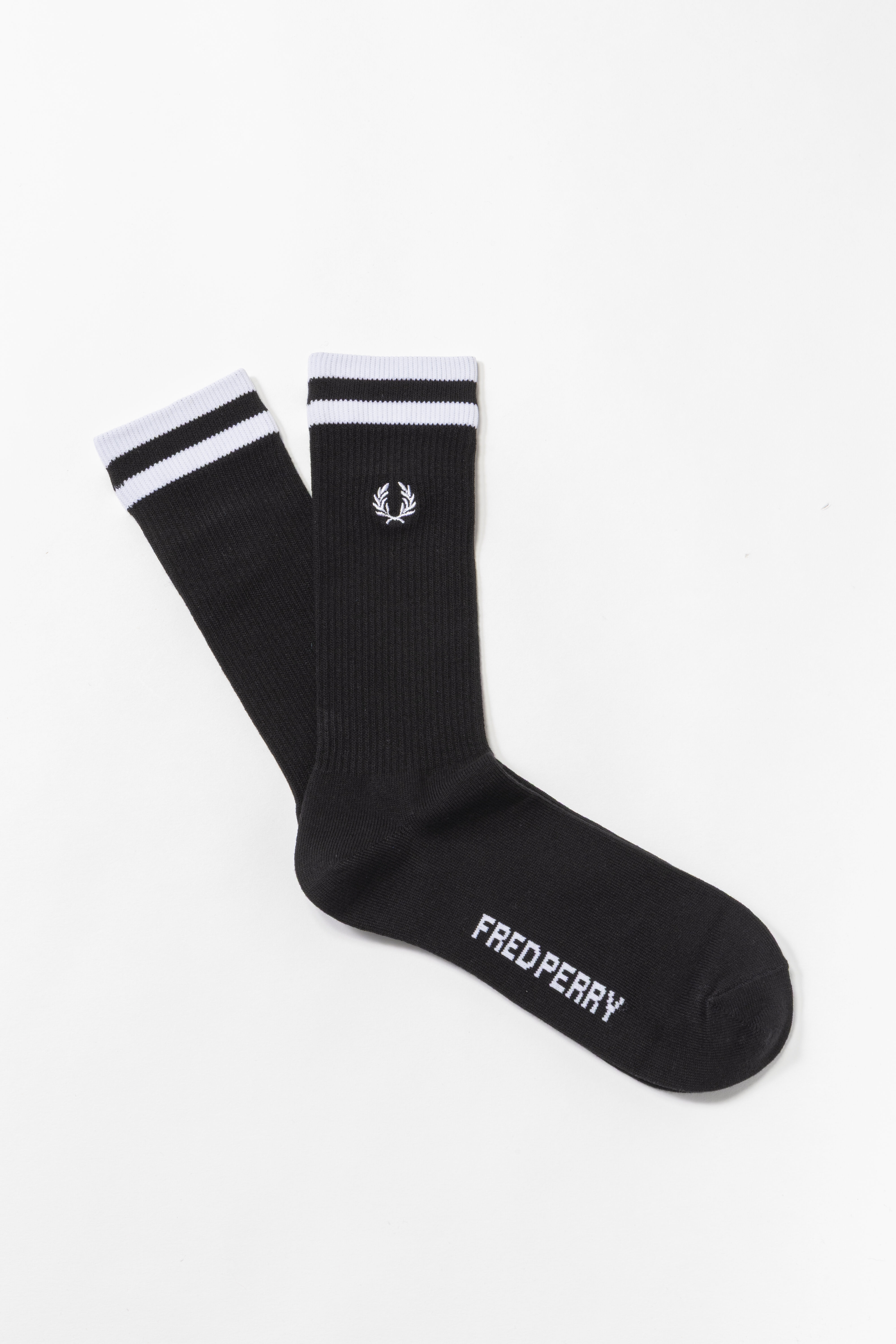FRED PERRY 「FRED PERRY／Tipped Sports Socks／ティップラインスポーツソックス」|ソックス|BLACK / SNOW WHITE