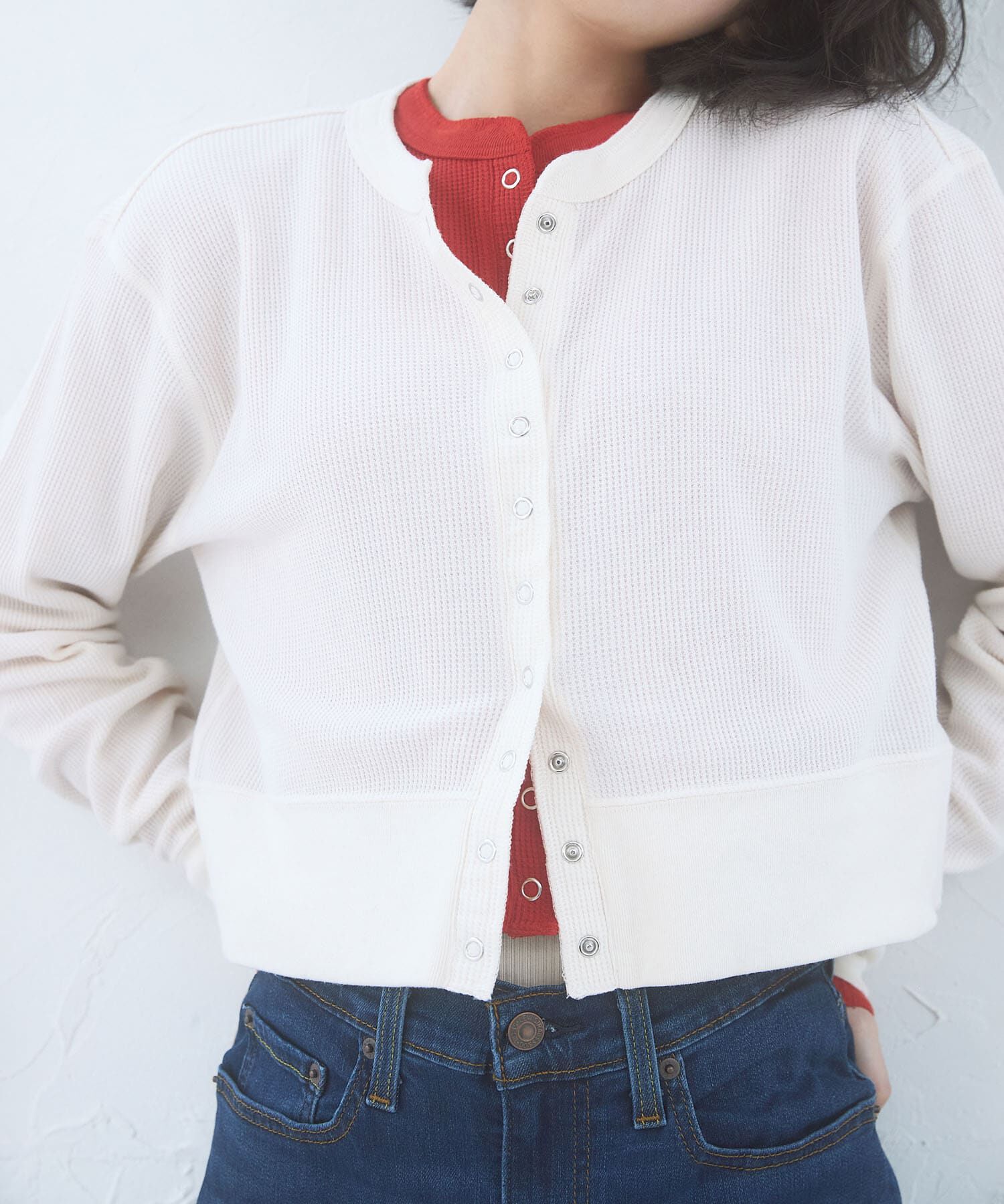 URBAN RESEARCH DOORS「『別注』HANES&times;DOORS　ワッフルコンパクトカーディガン」|カーディガン|