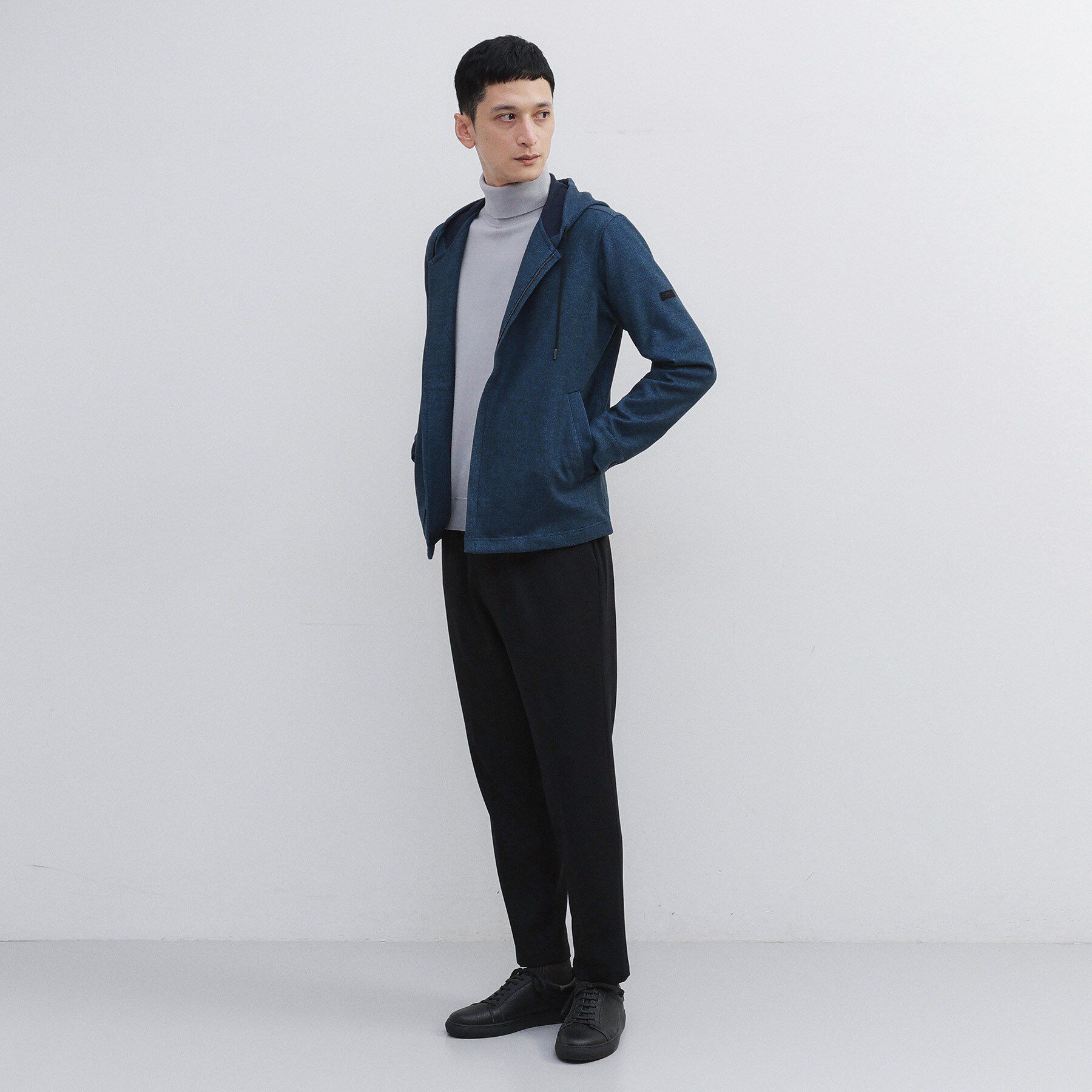 TAKEO KIKUCHI「【JUST ONE LAYER】ダウンファブリックZIPパーカー」|パーカー|